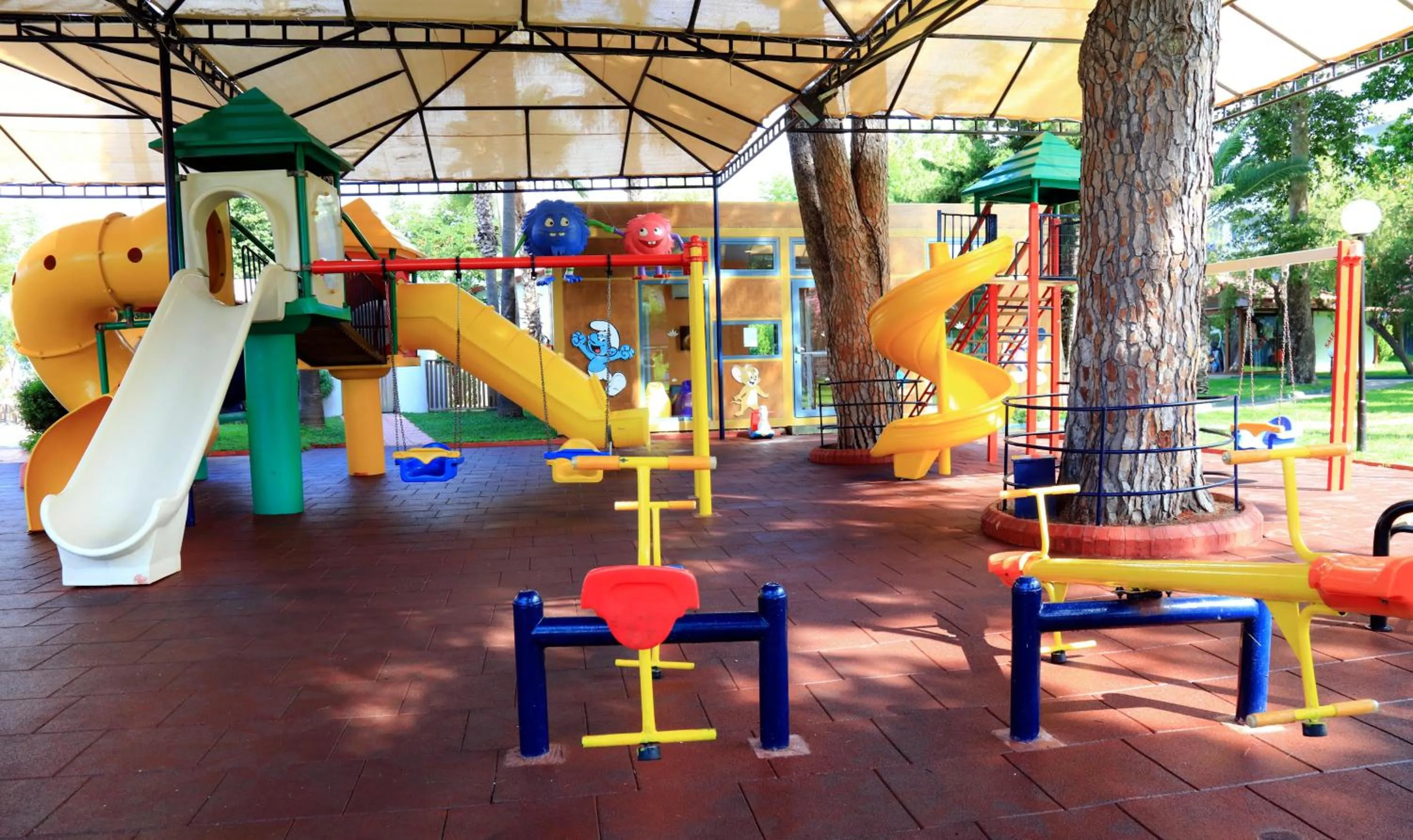 children in Labranda Alantur