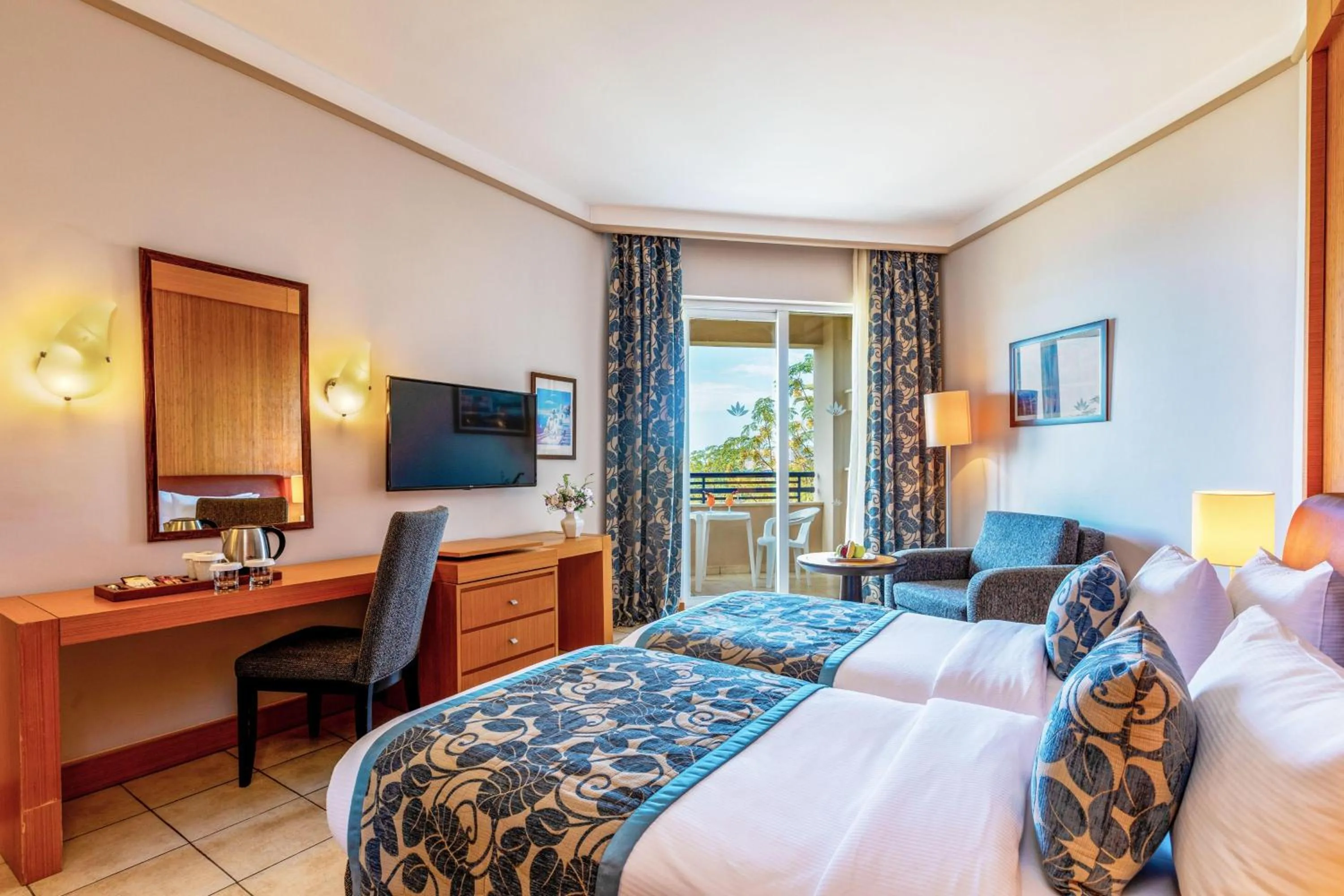 Photo of the whole room in Labranda Alantur