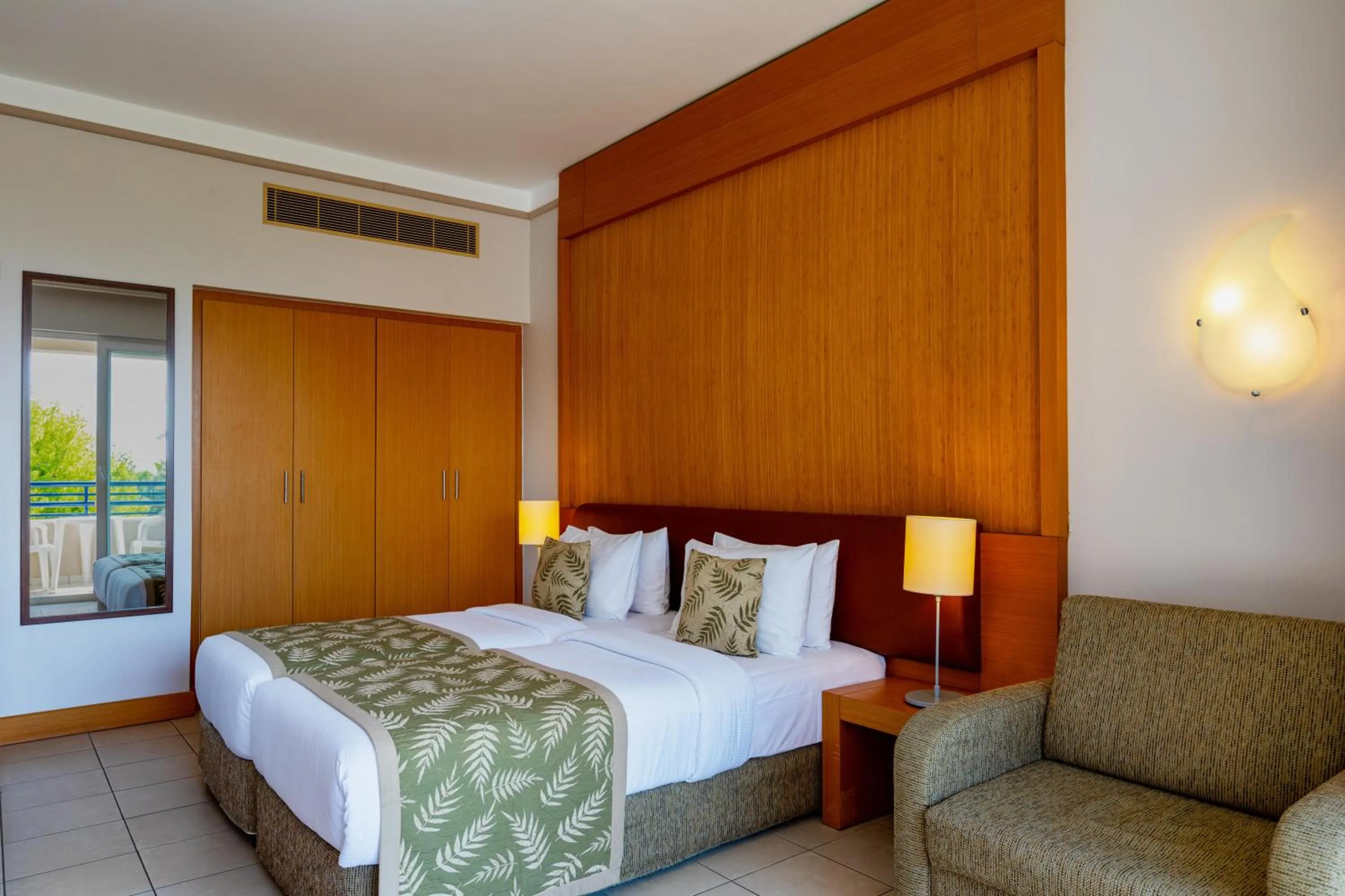 Photo of the whole room in Labranda Alantur