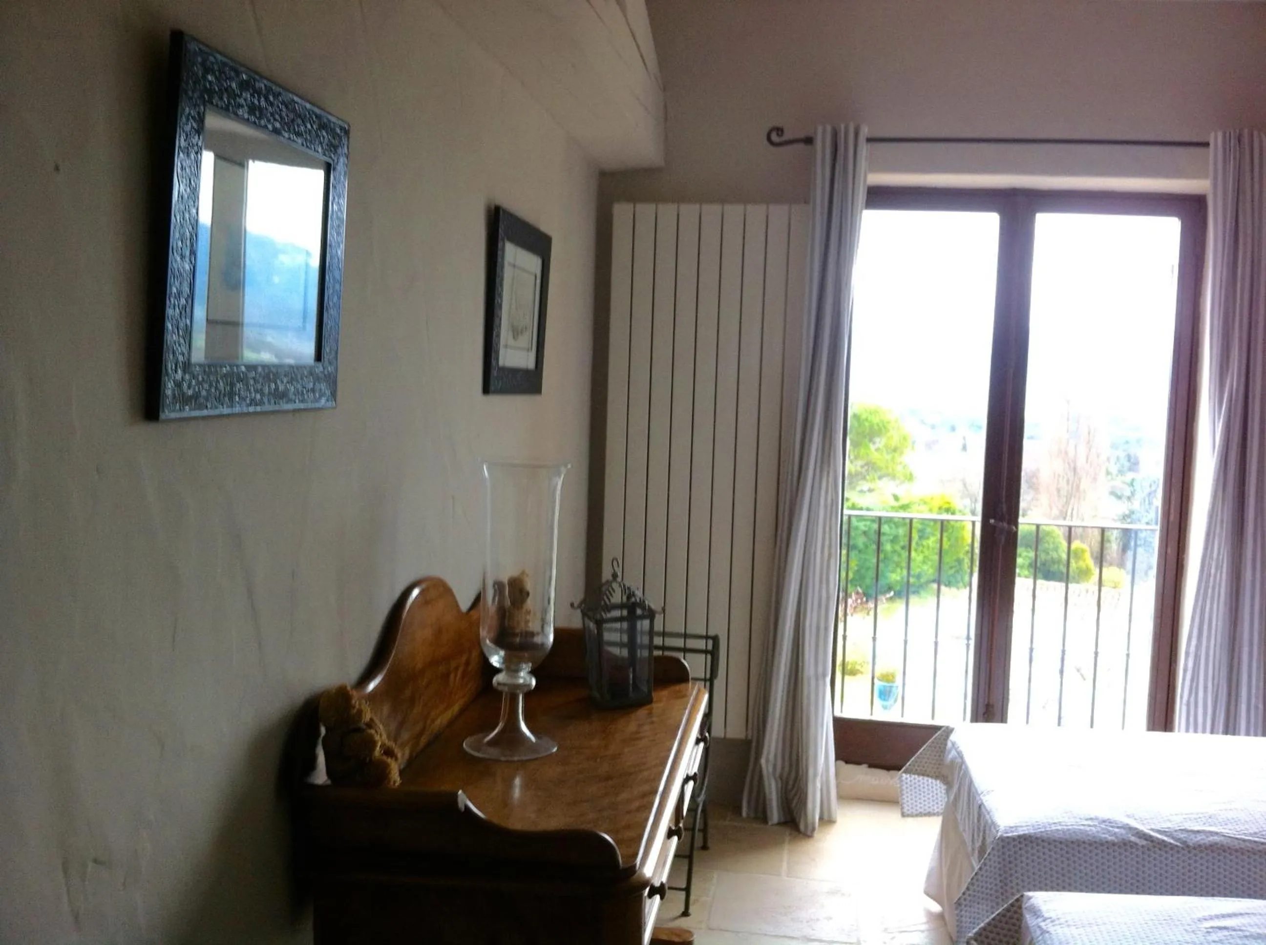 Bed in OUSTAU DE PIERA
