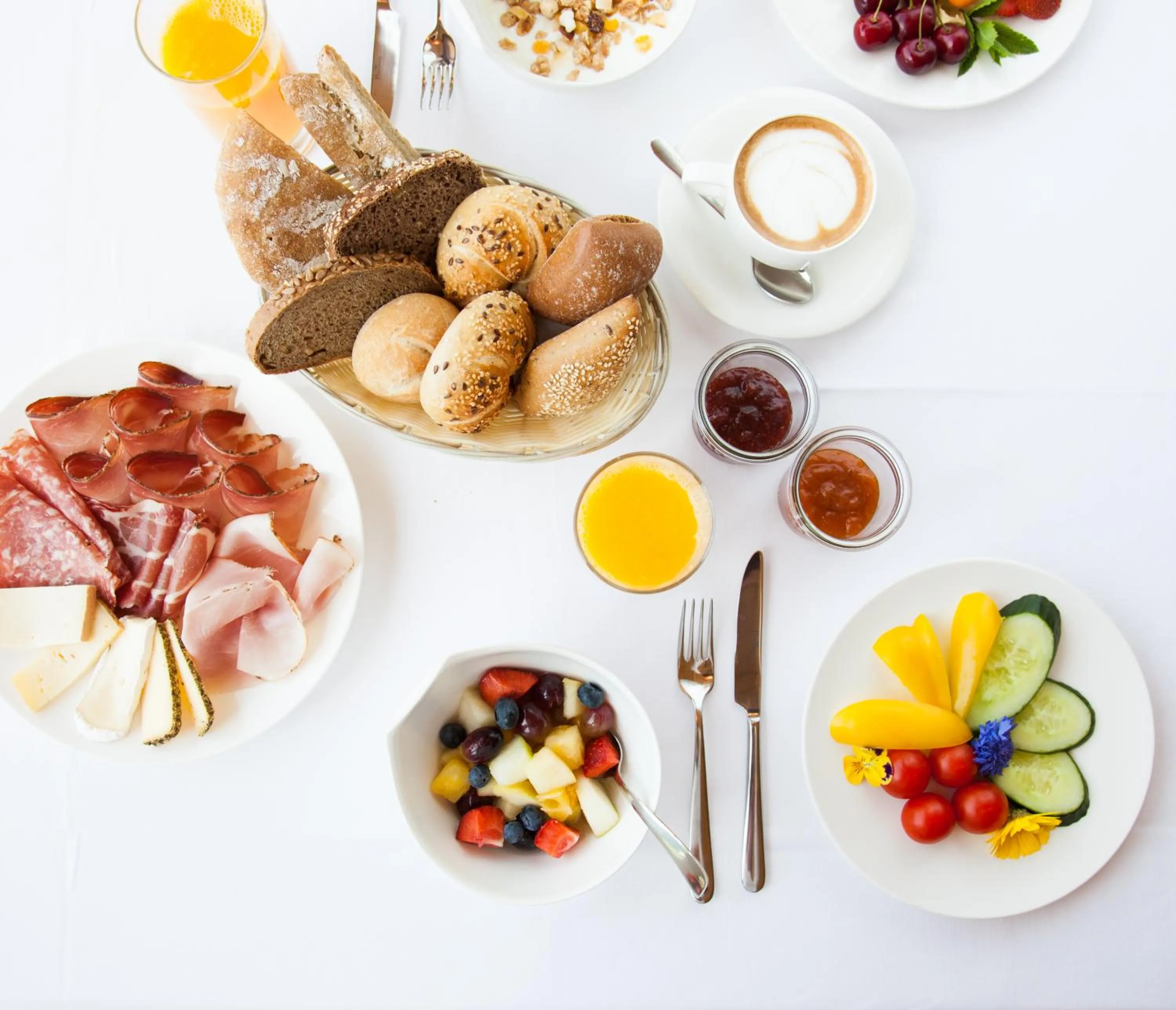 Breakfast in Hotel Garberhof