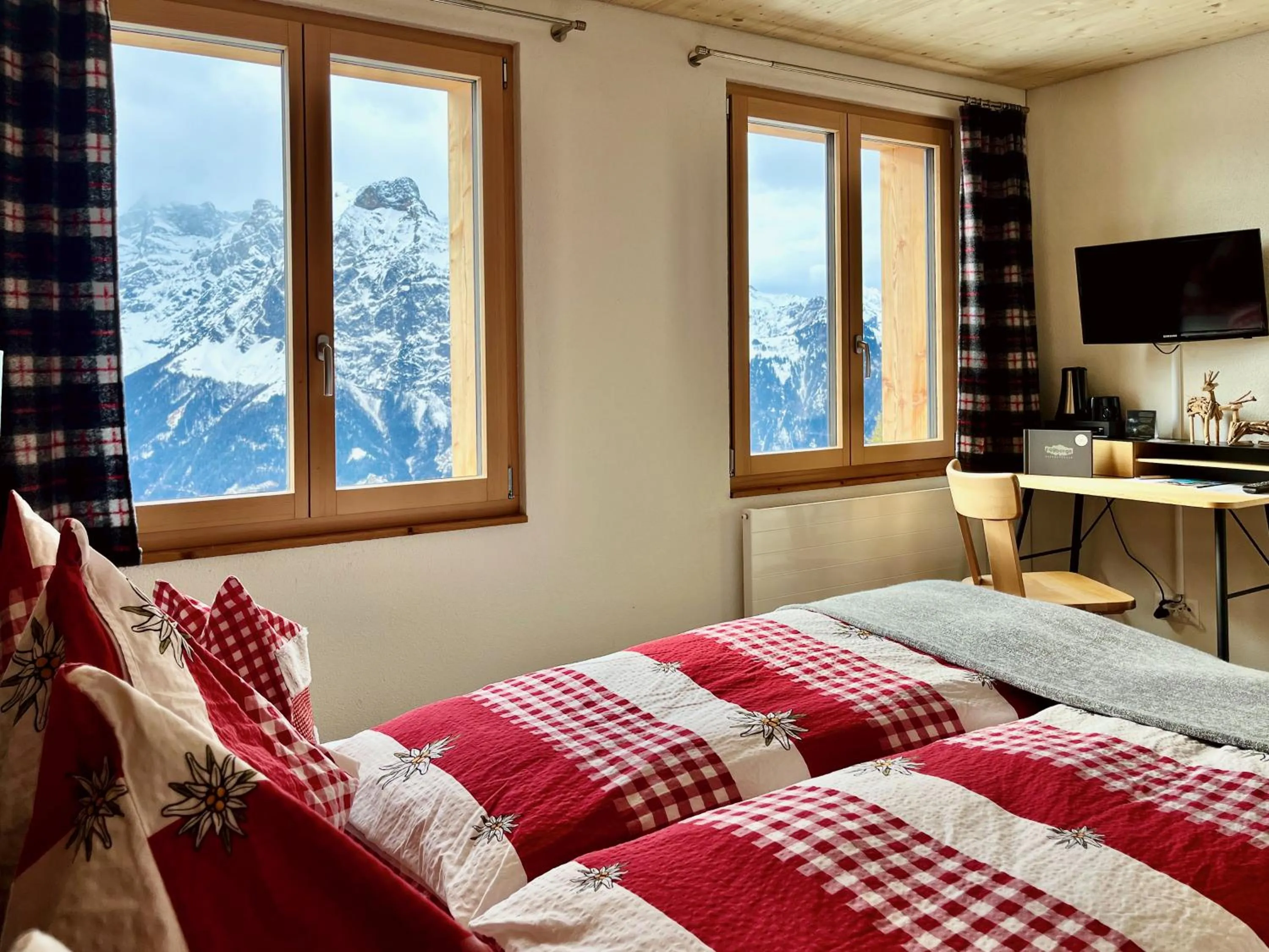 View (from property/room), Bed in Berggasthaus Eggberge - Boutique Mountain Hotel - Access via Cablecar
