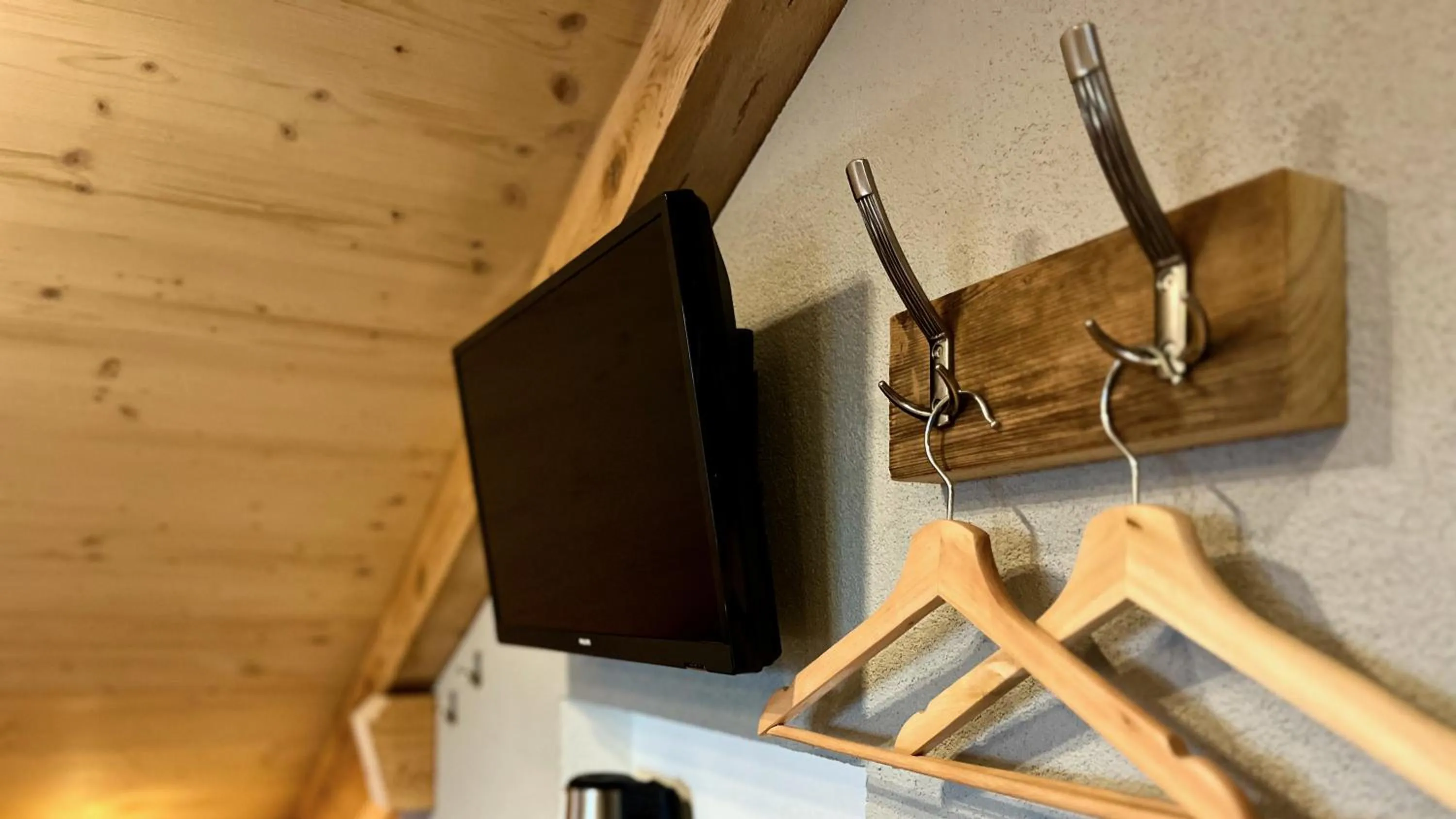 Berggasthaus Eggberge - Boutique Mountain Hotel - Access via Cablecar