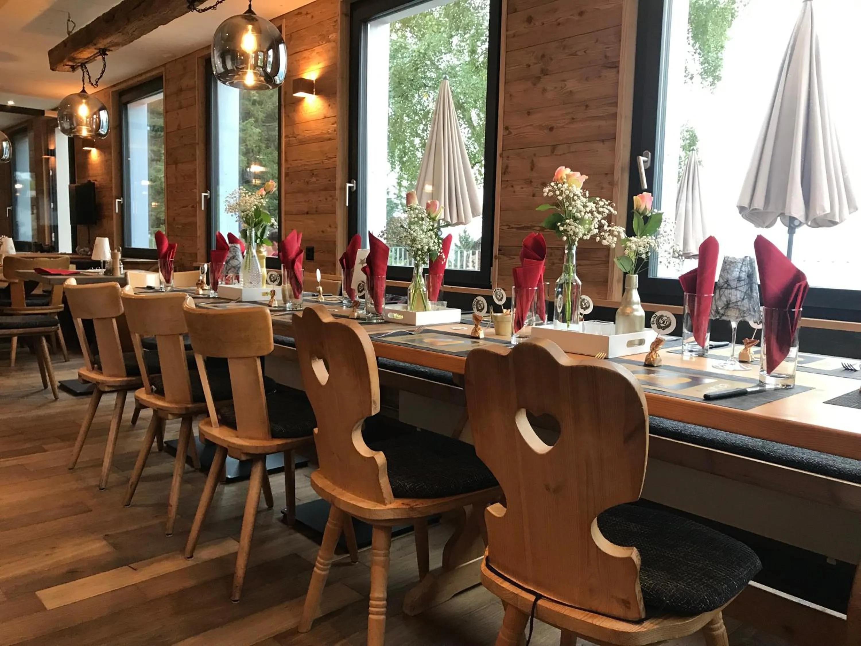 Berggasthaus Eggberge - Boutique Mountain Hotel - Access via Cablecar