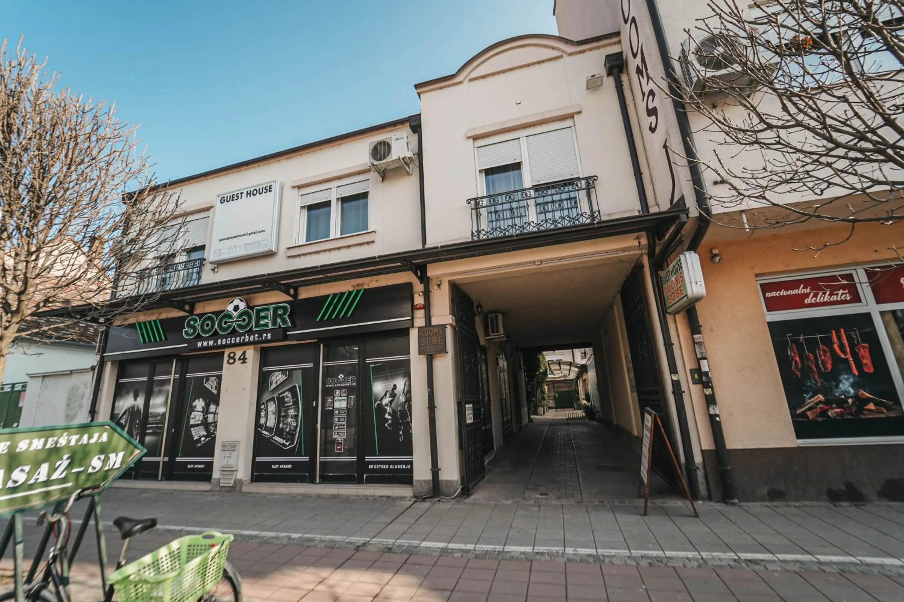 Decorative detail in Passage