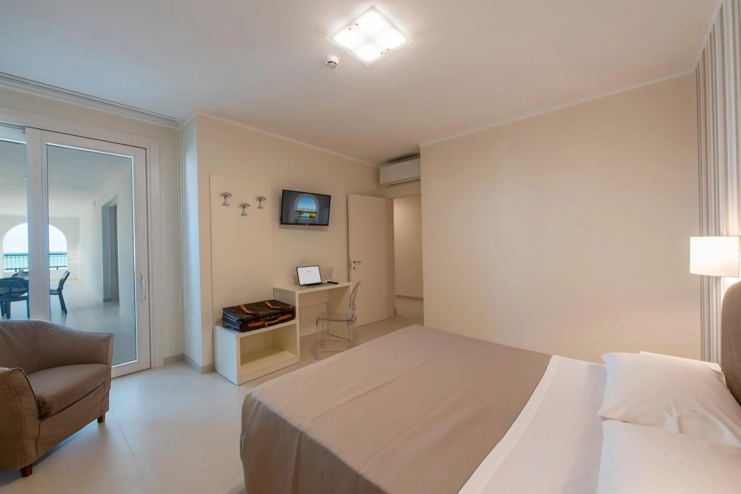 Bed in Residence La Villa