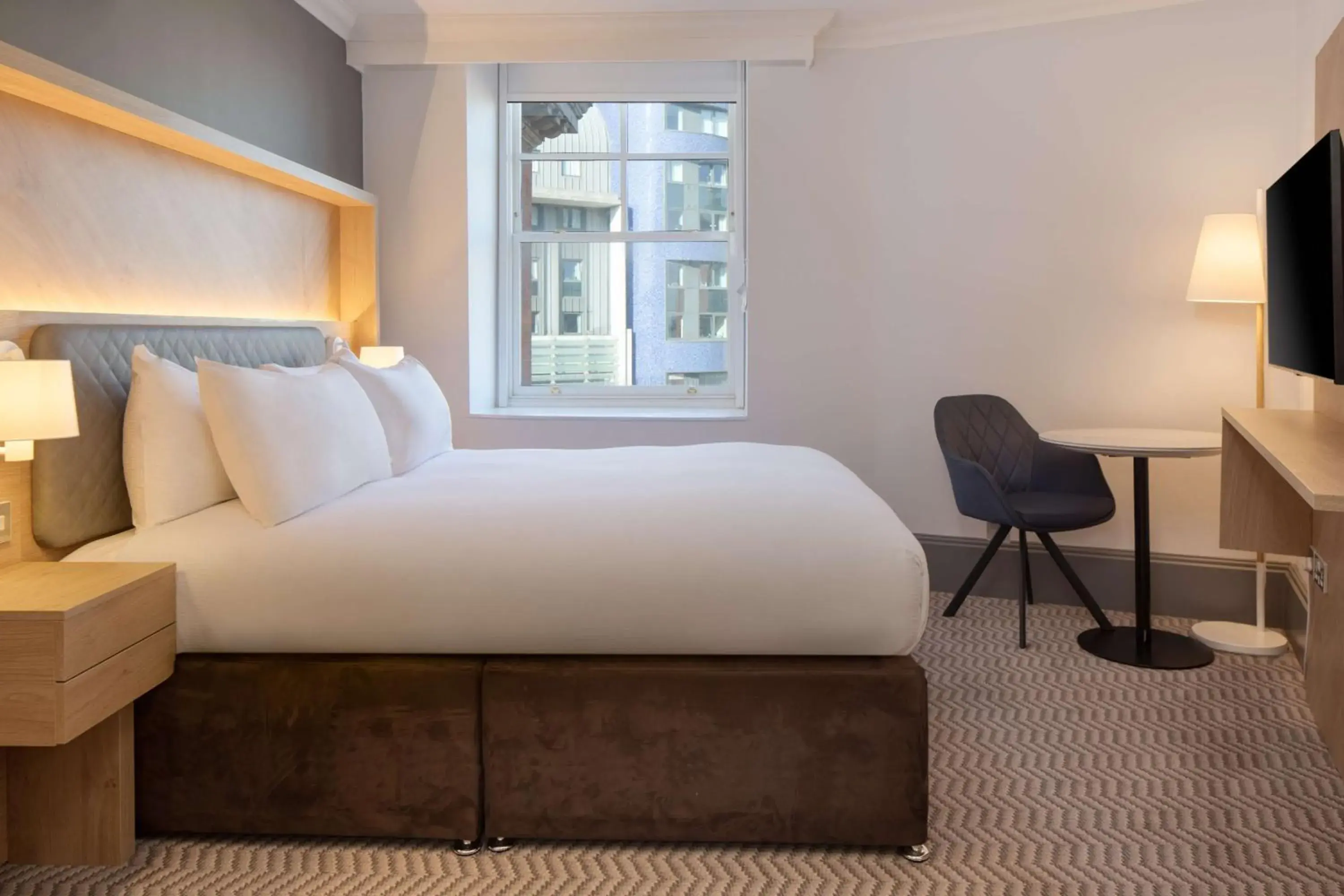 King Guest Room in Hilton Nottingham Hotel King Guest Room in Hilton Nottingham Hotel