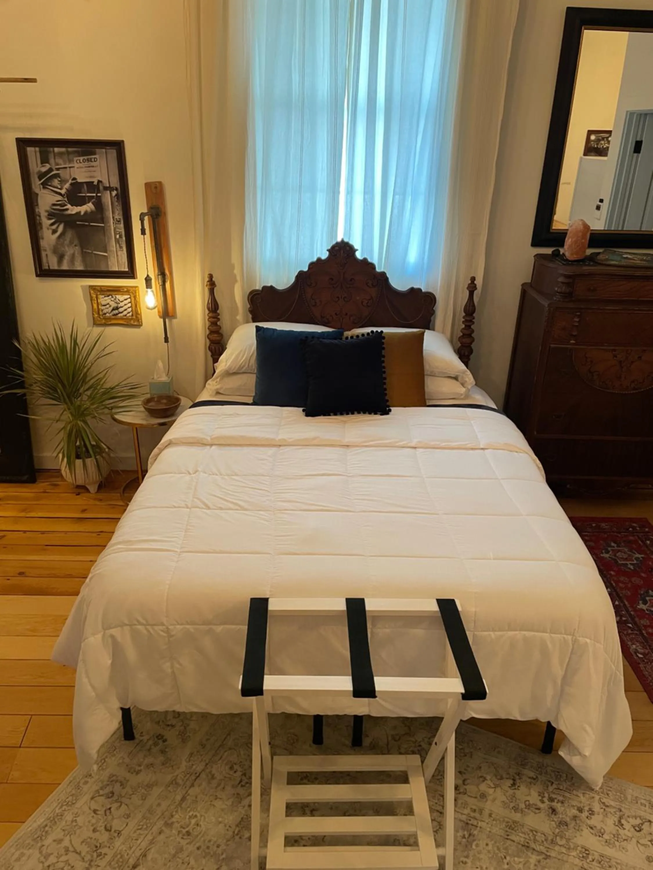 Bed in Painted Lady Bed & Brew