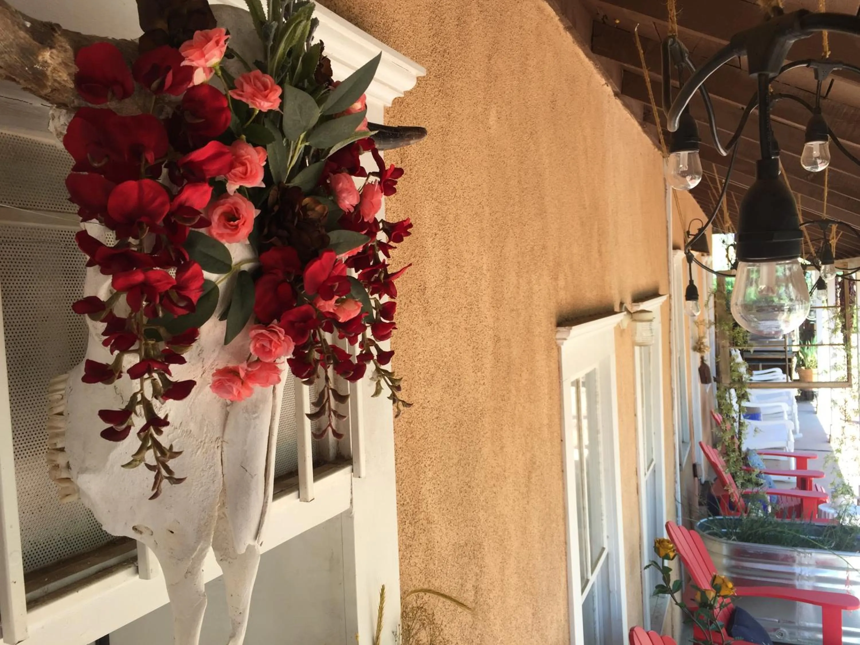 Decorative detail in Painted Lady Bed & Brew