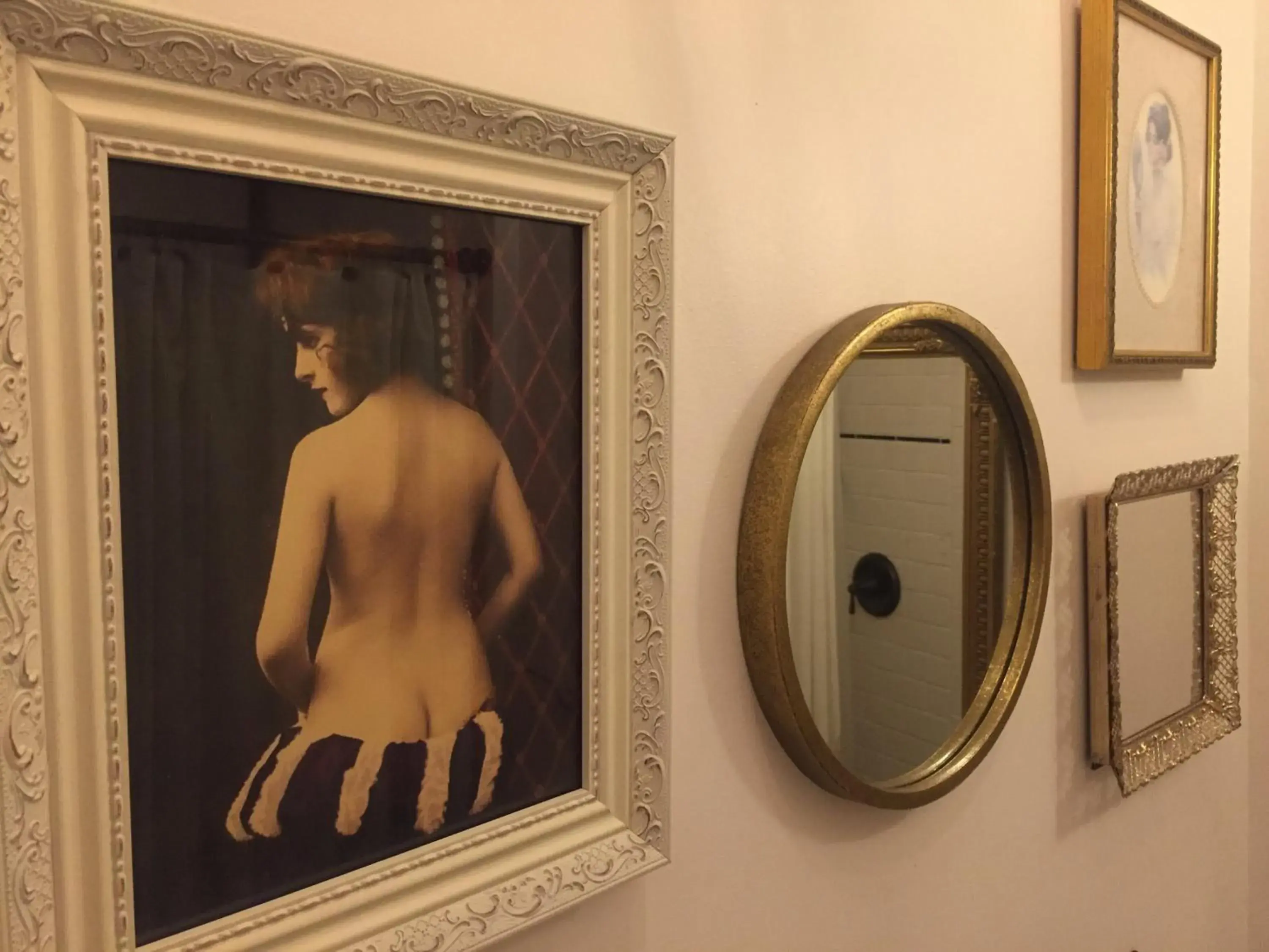 Deluxe Suite in Painted Lady Bed & Brew Deluxe Suite in Painted Lady Bed & Brew