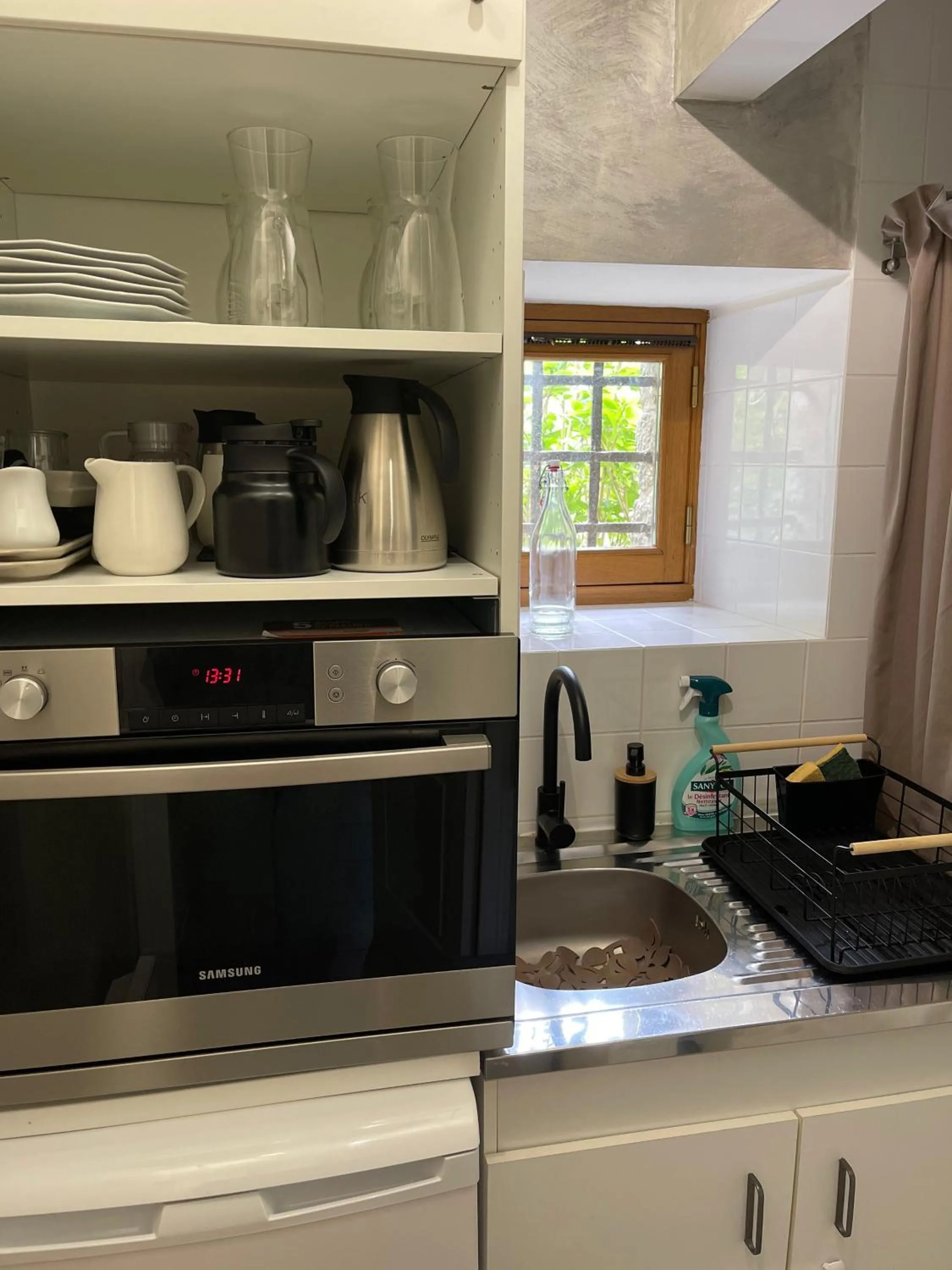 Kitchen or kitchenette in Le Haut Pont de la Baie