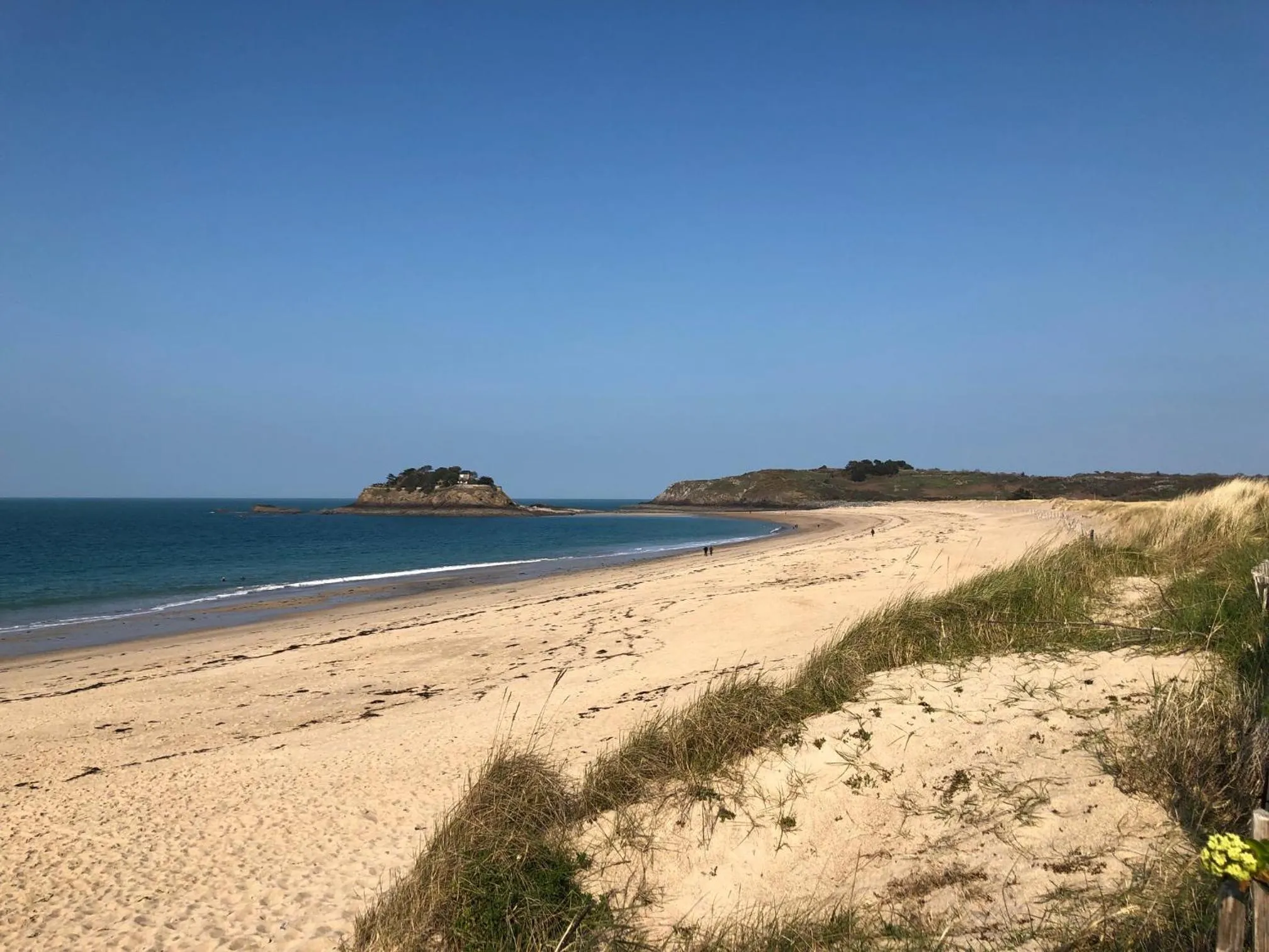 Nearby landmark in Le Haut Pont de la Baie