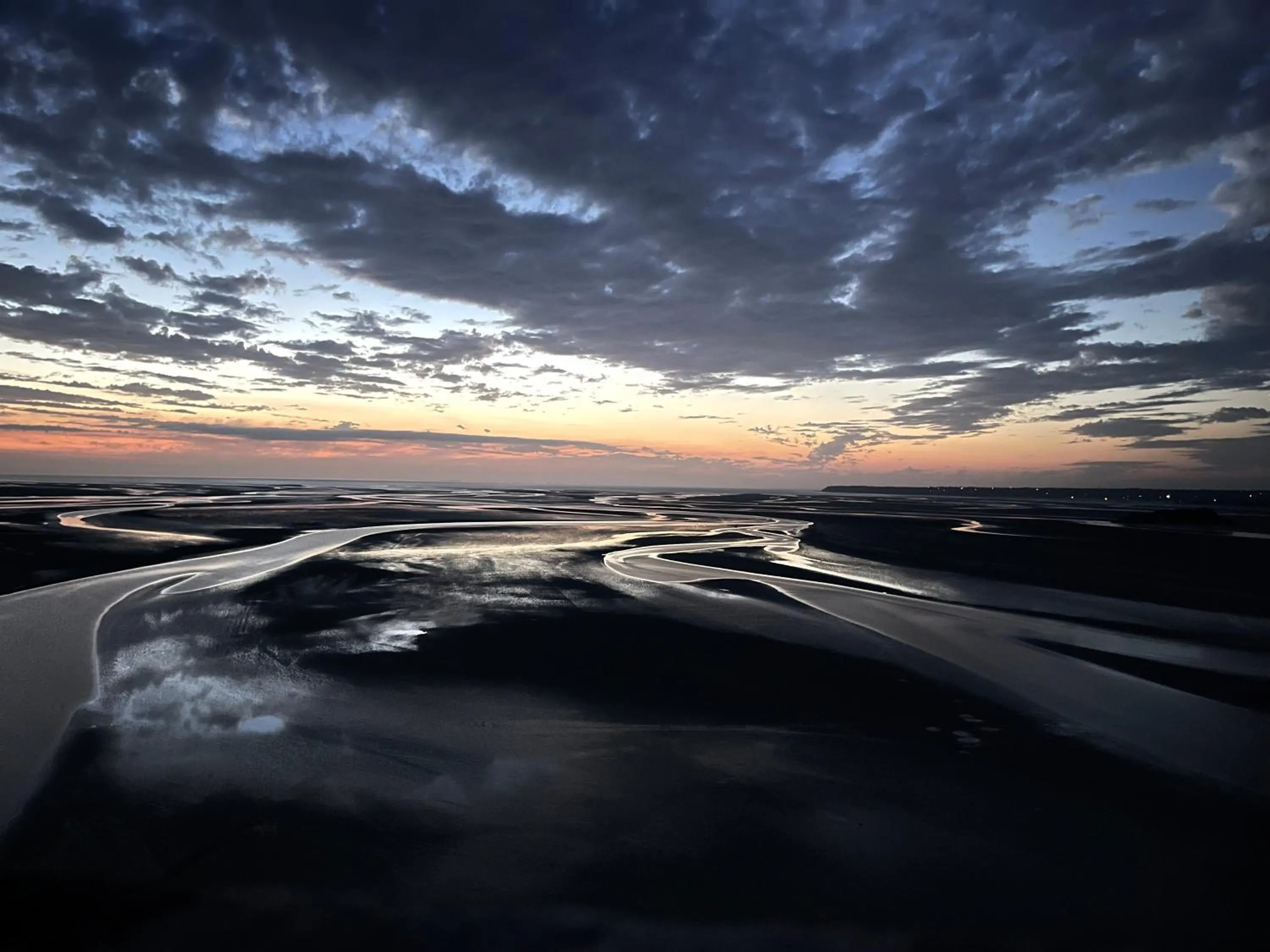 Nearby landmark in Le Haut Pont de la Baie