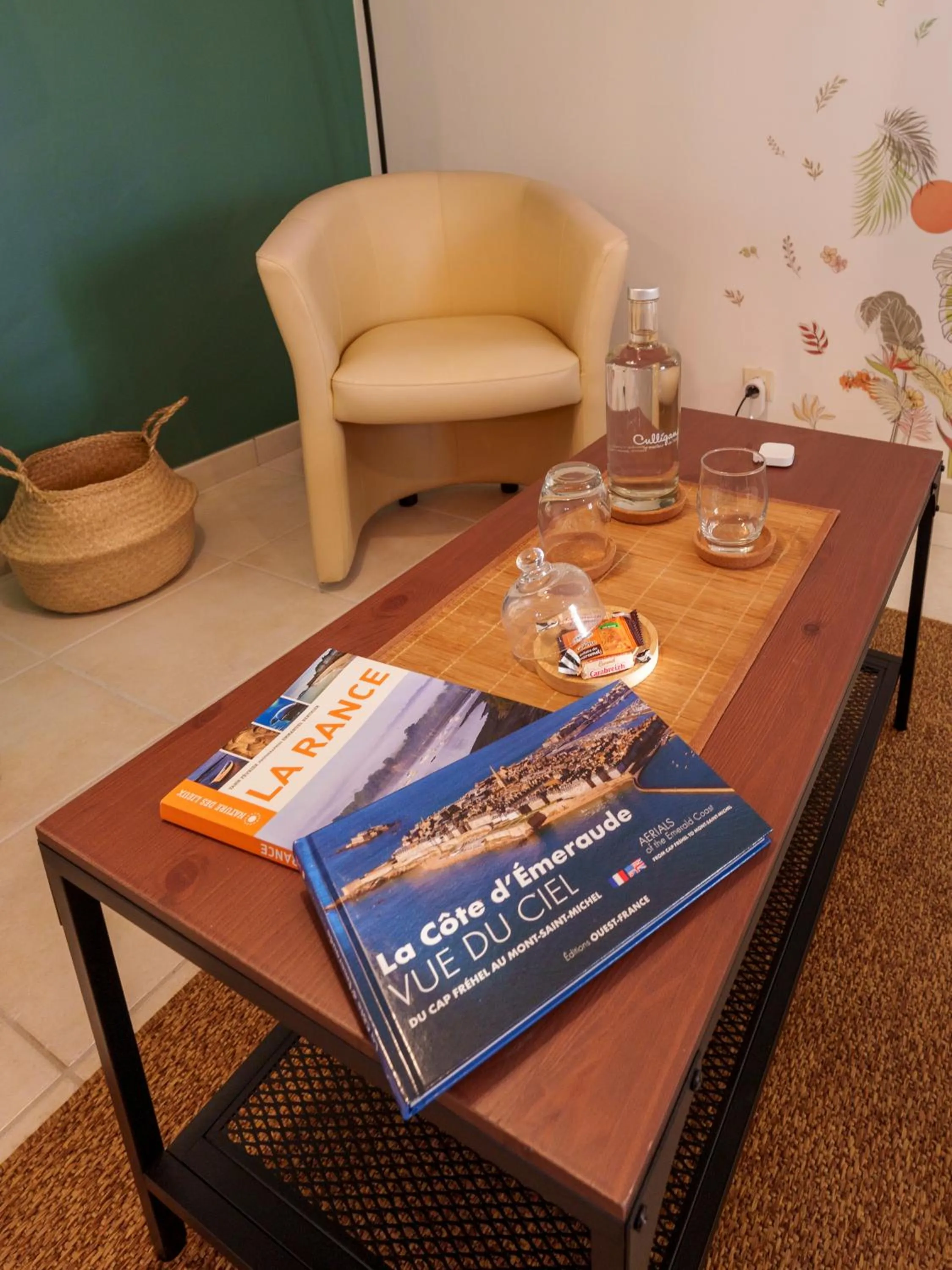 Photo of the whole room in Le Haut Pont de la Baie