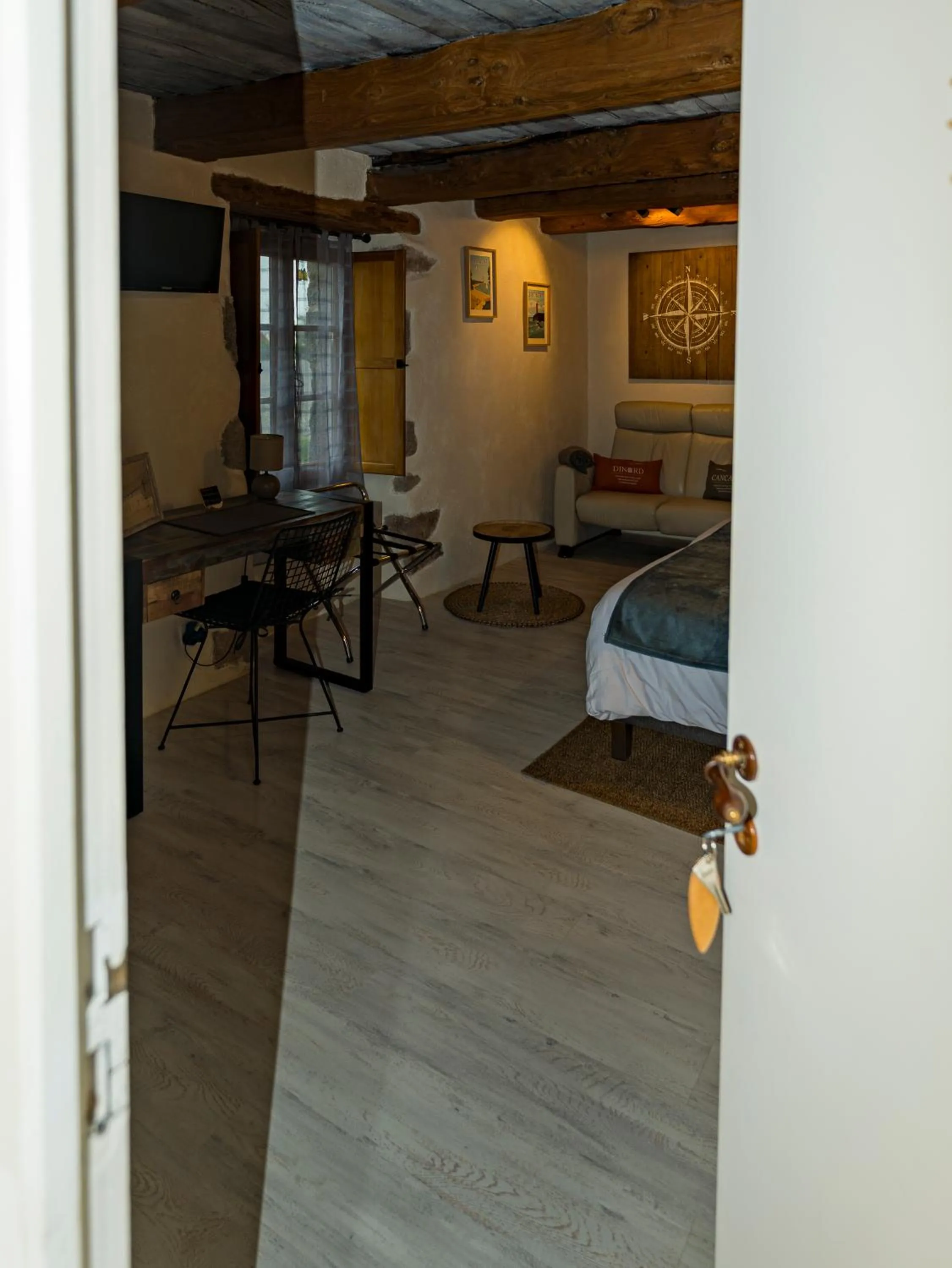 Photo of the whole room, Bed in Le Haut Pont de la Baie