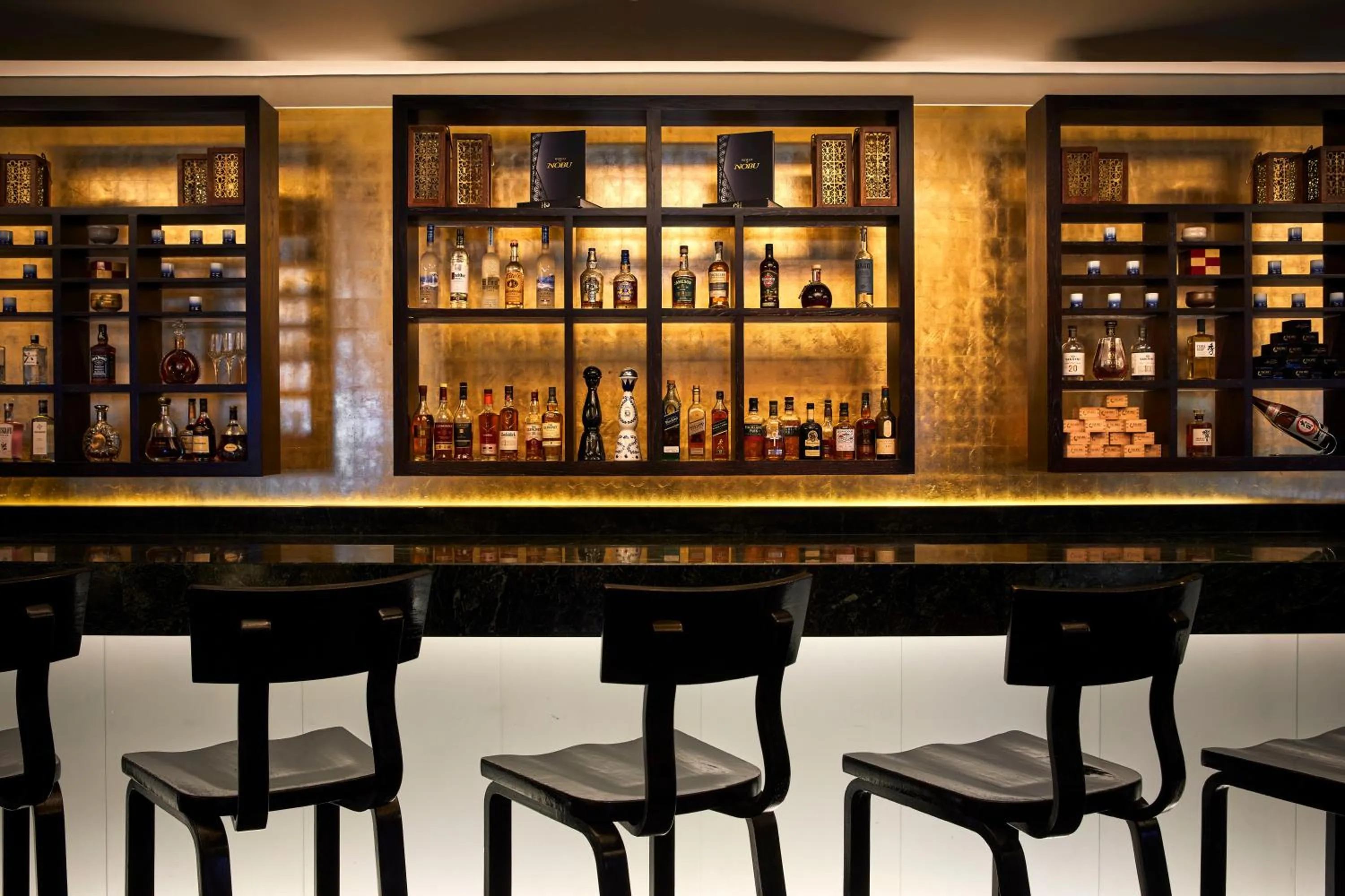 Lounge or bar in One&Only Cape Town