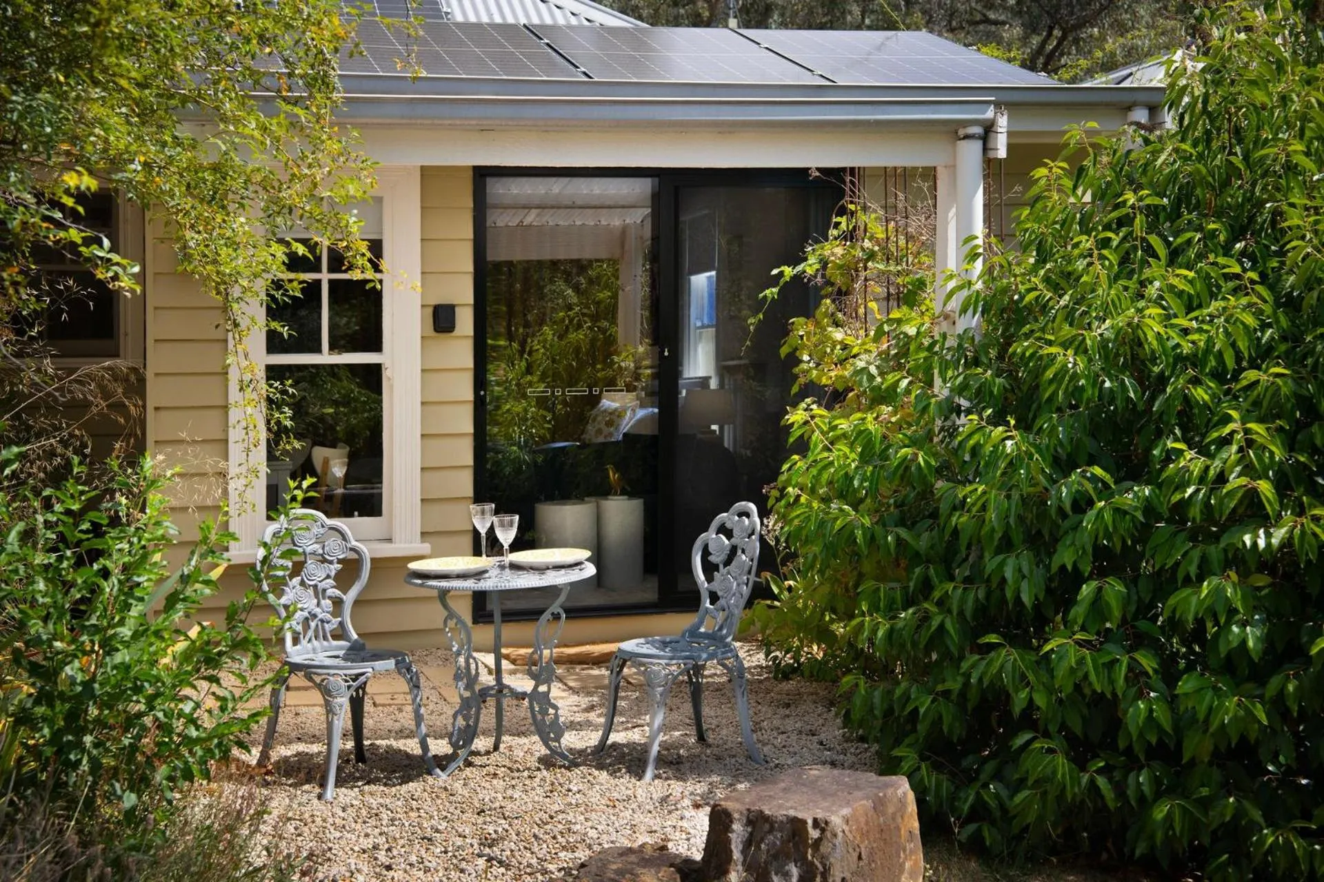 Koovelly Garden Studio- cosy retreat