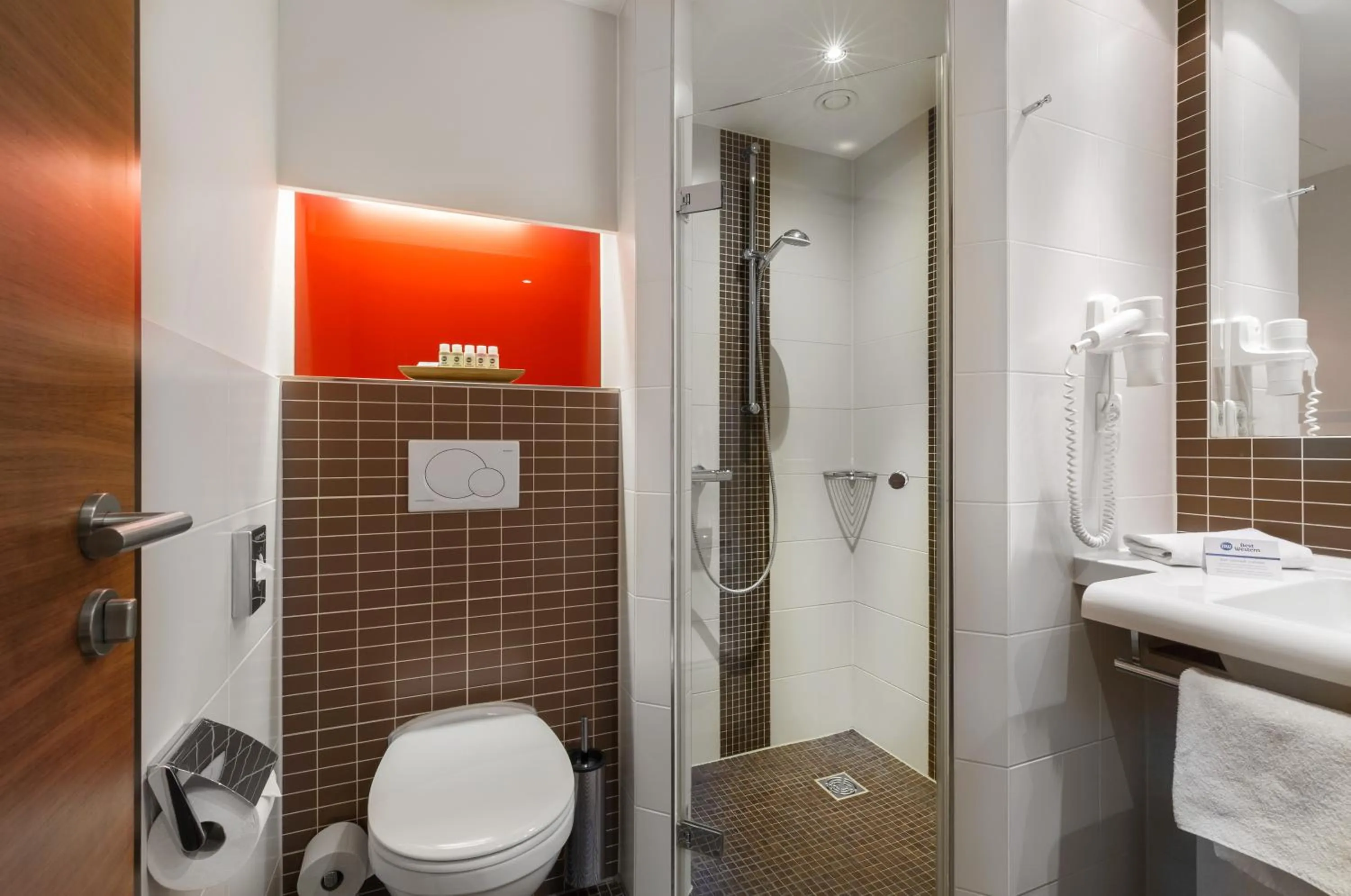 Shower in Best Western Hotel Bamberg