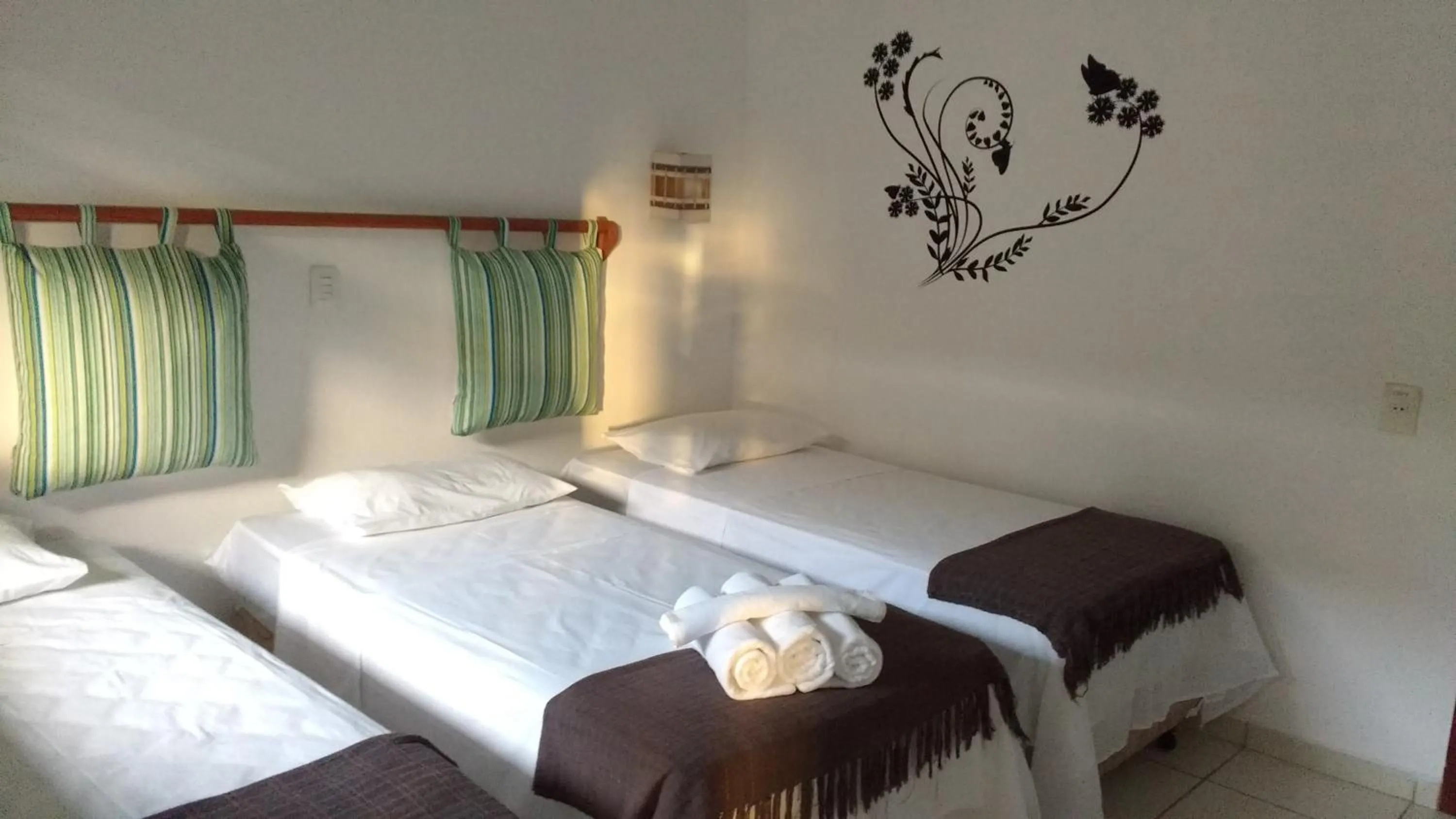 Comfort Triple Room in Pousada Manhã Dourada