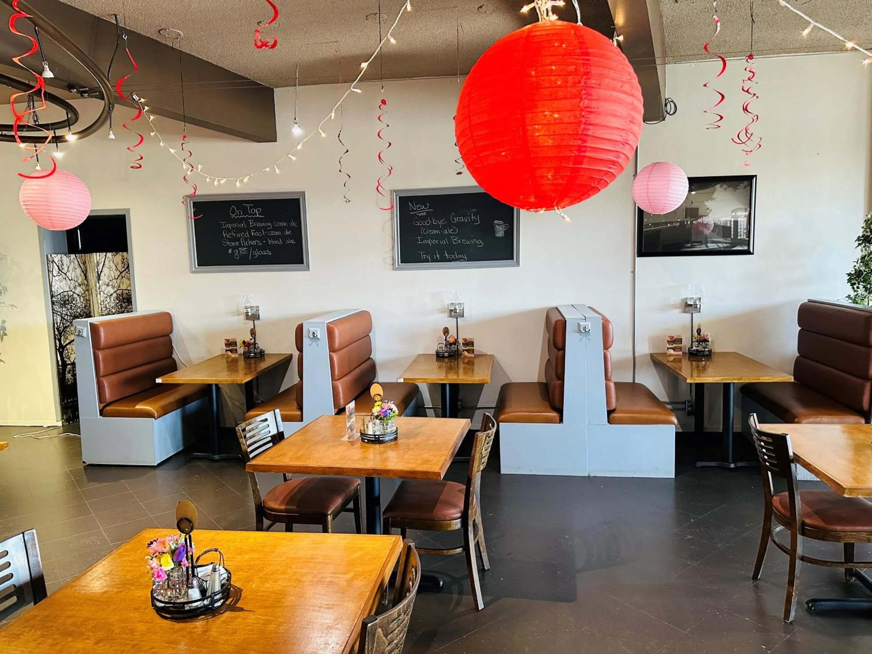 Restaurant/places to eat in Village Inn & Suites