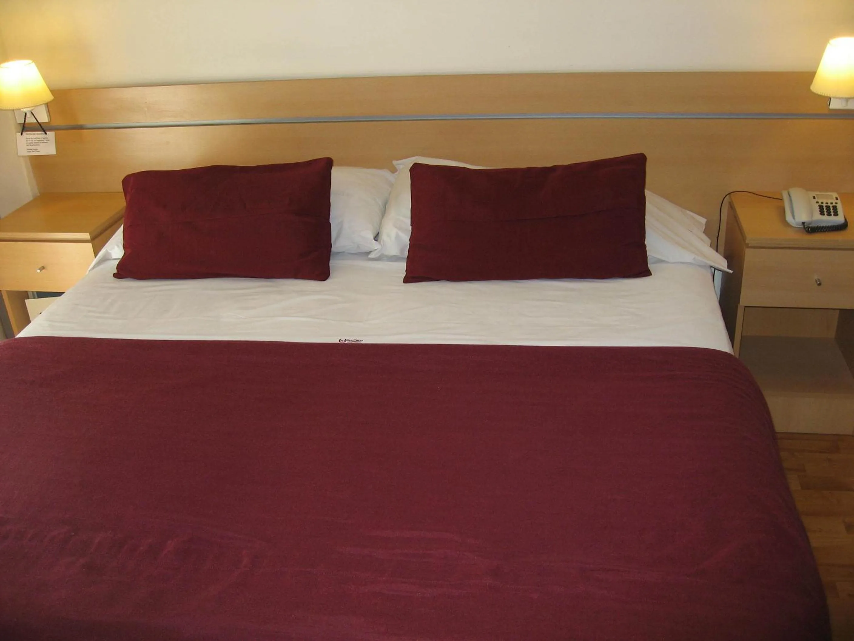 Bed in Apart San Diego Recoleta