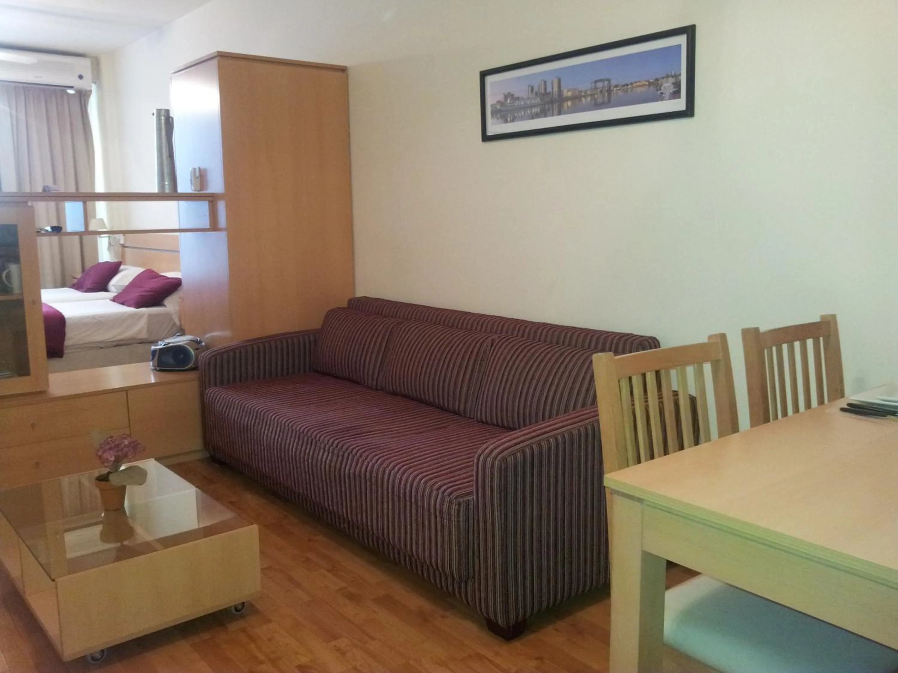 Seating area, Bed in Apart San Diego Recoleta