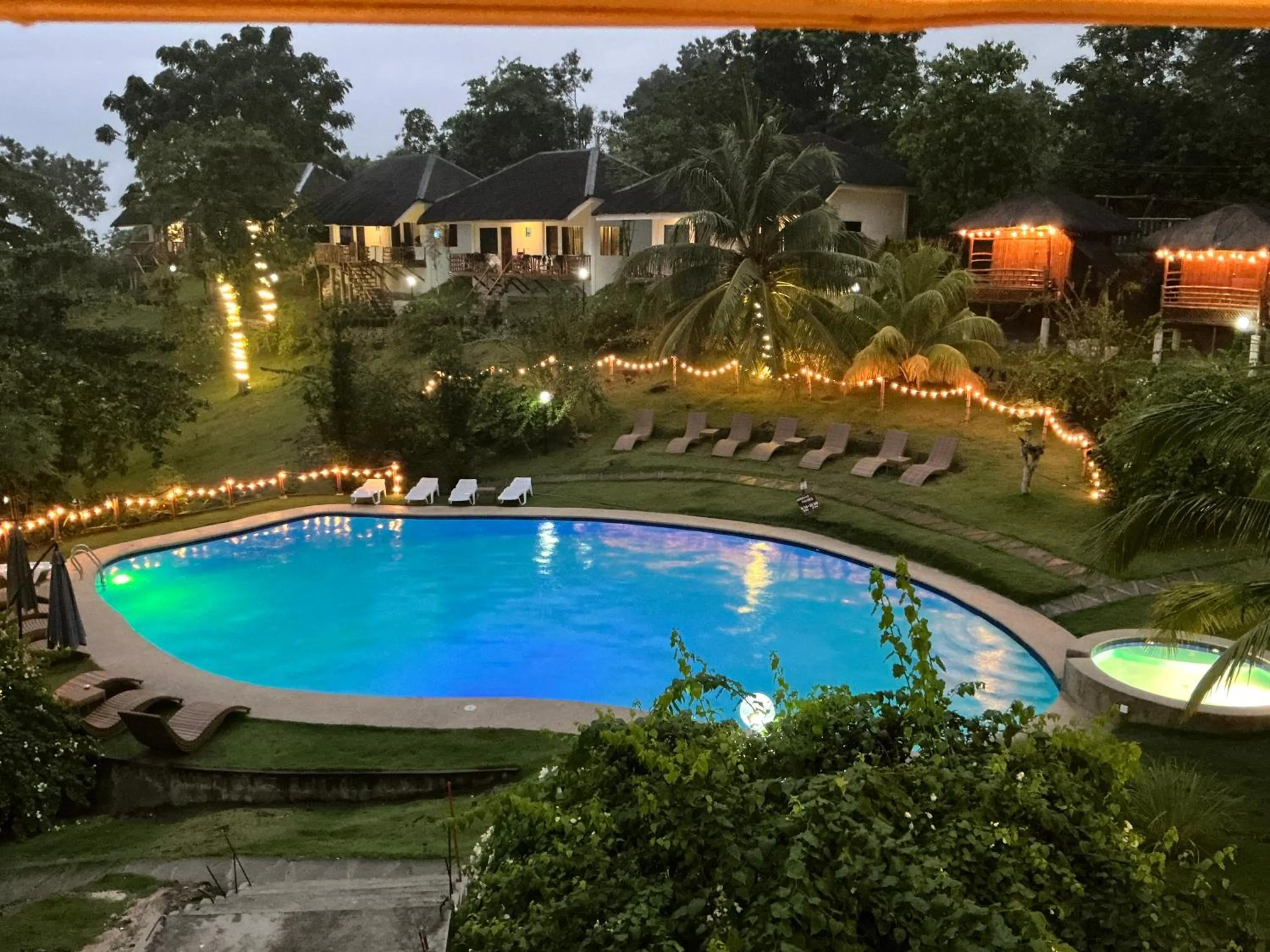 Cuestas Beach Resort and Restaurant