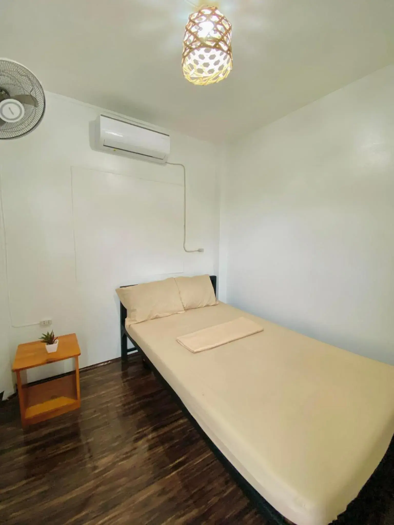 Budget Double Room in Ananas Guesthouse Budget Double Room in Ananas Guesthouse