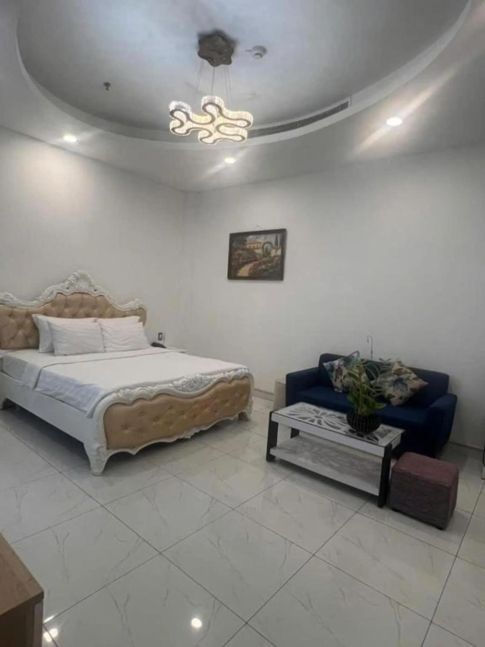 Bed in White Diamond Airport Hotel - TSN