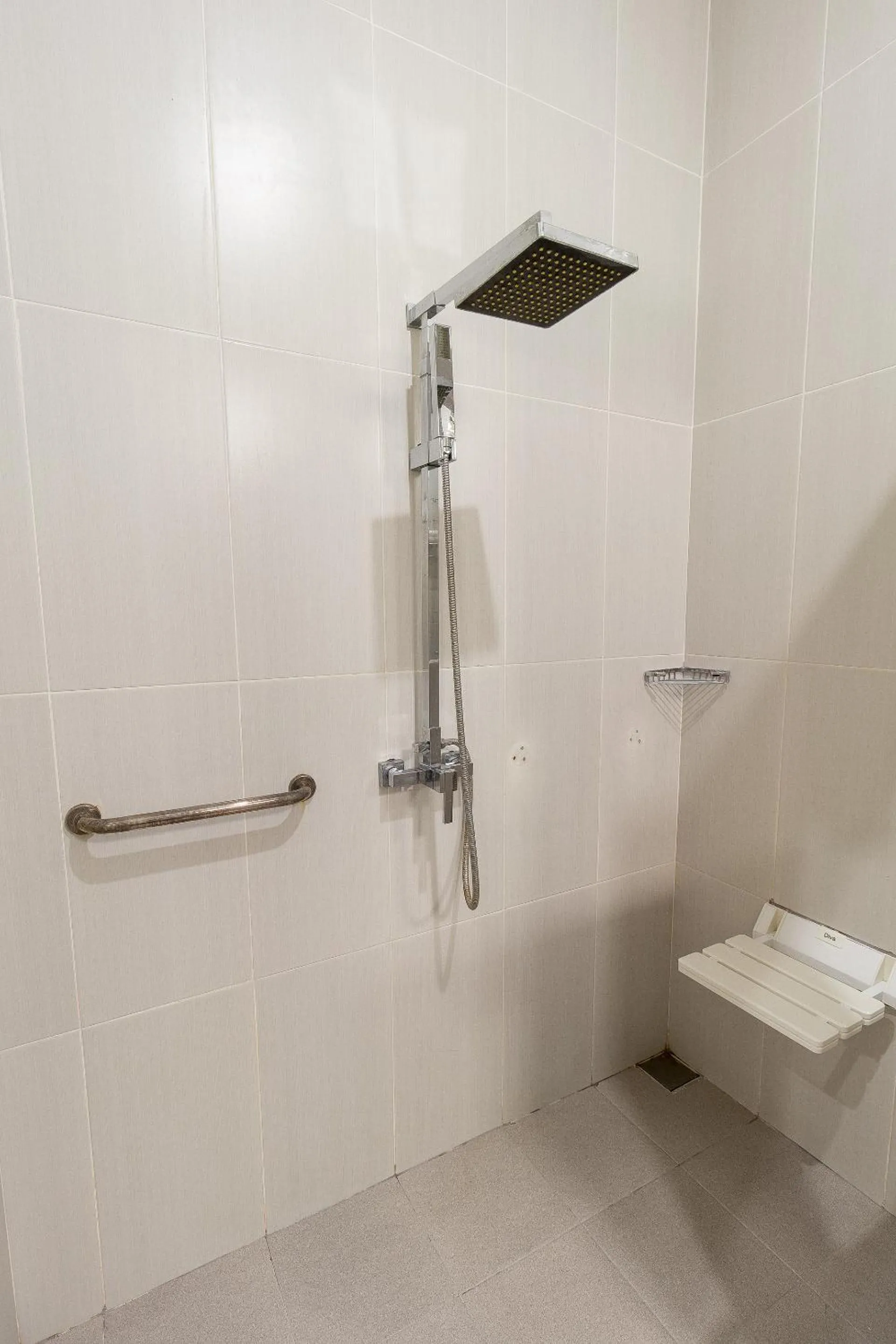 Bathroom in Ara Inn Bed And Breakfast by ecommerceloka