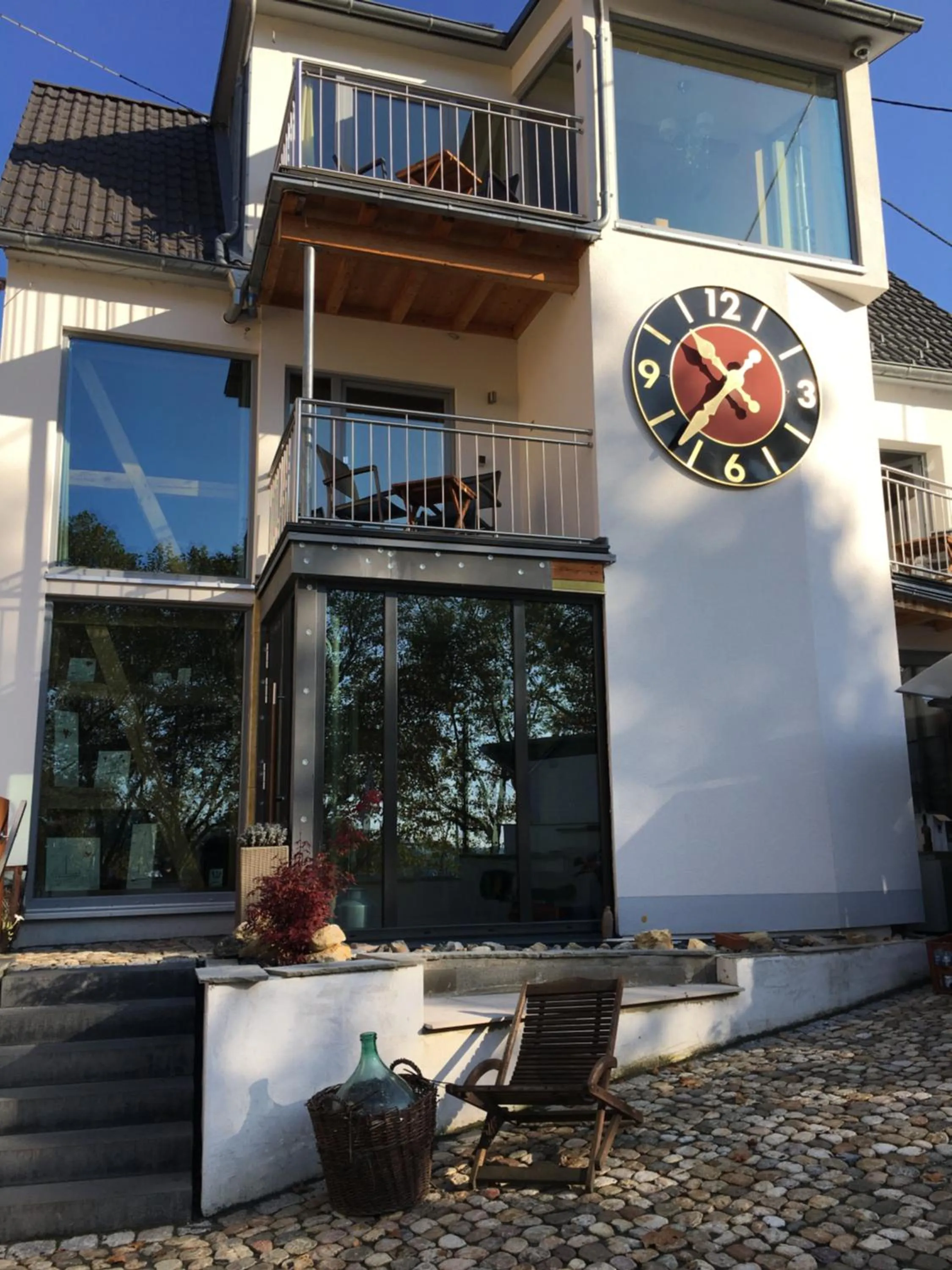 Property building in Schmuckkästle am Hafen