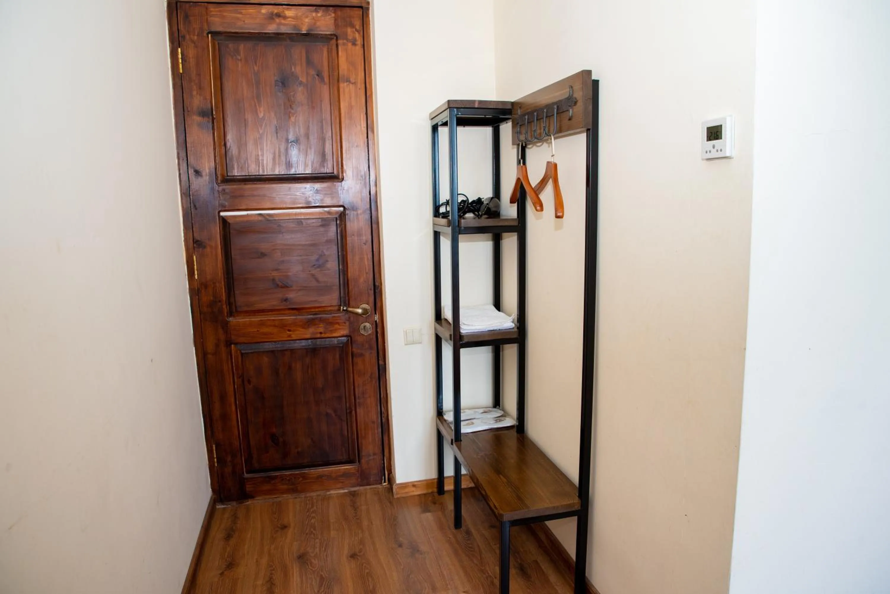 wardrobe in Khoreayi Dzor