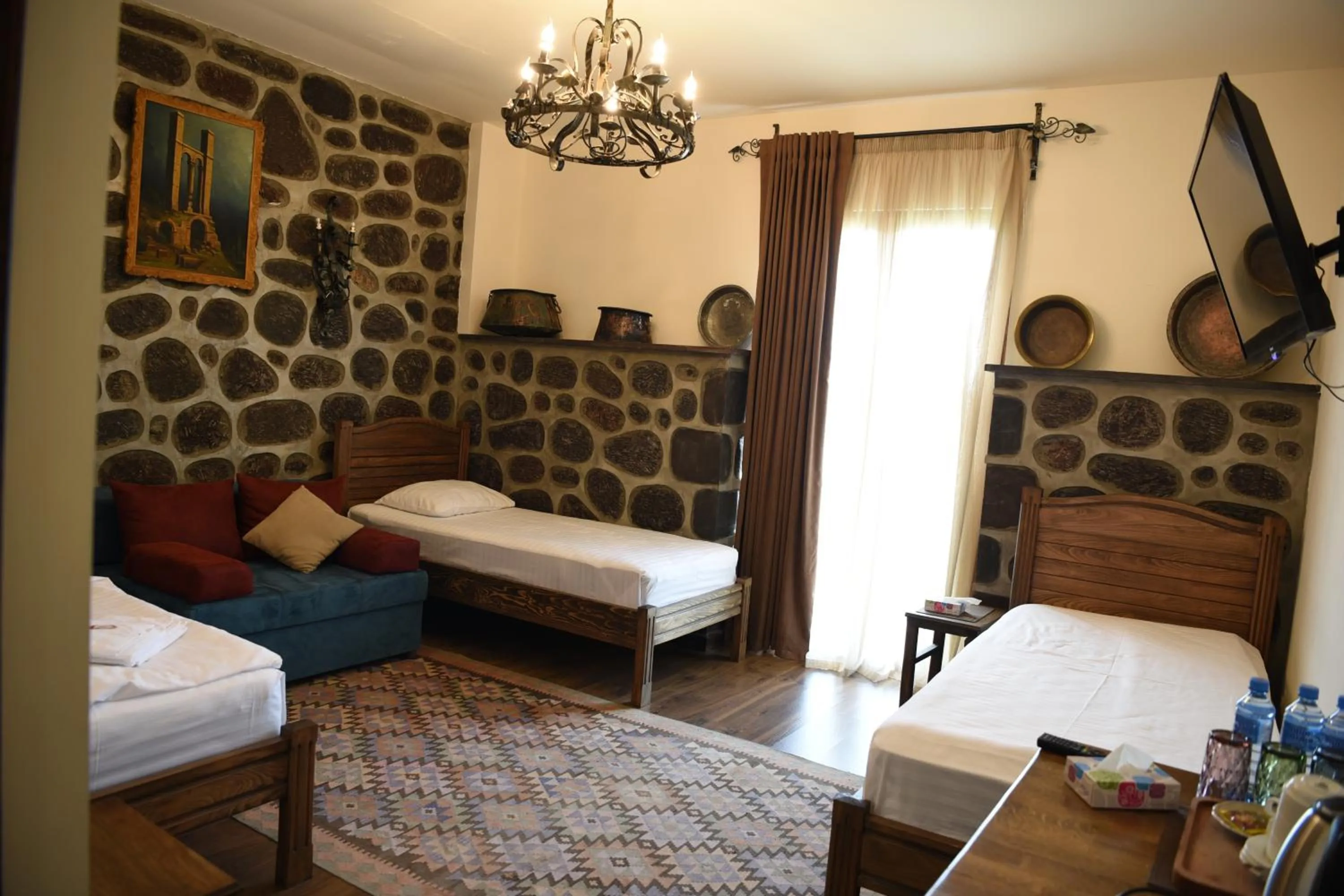 Bed in Khoreayi Dzor