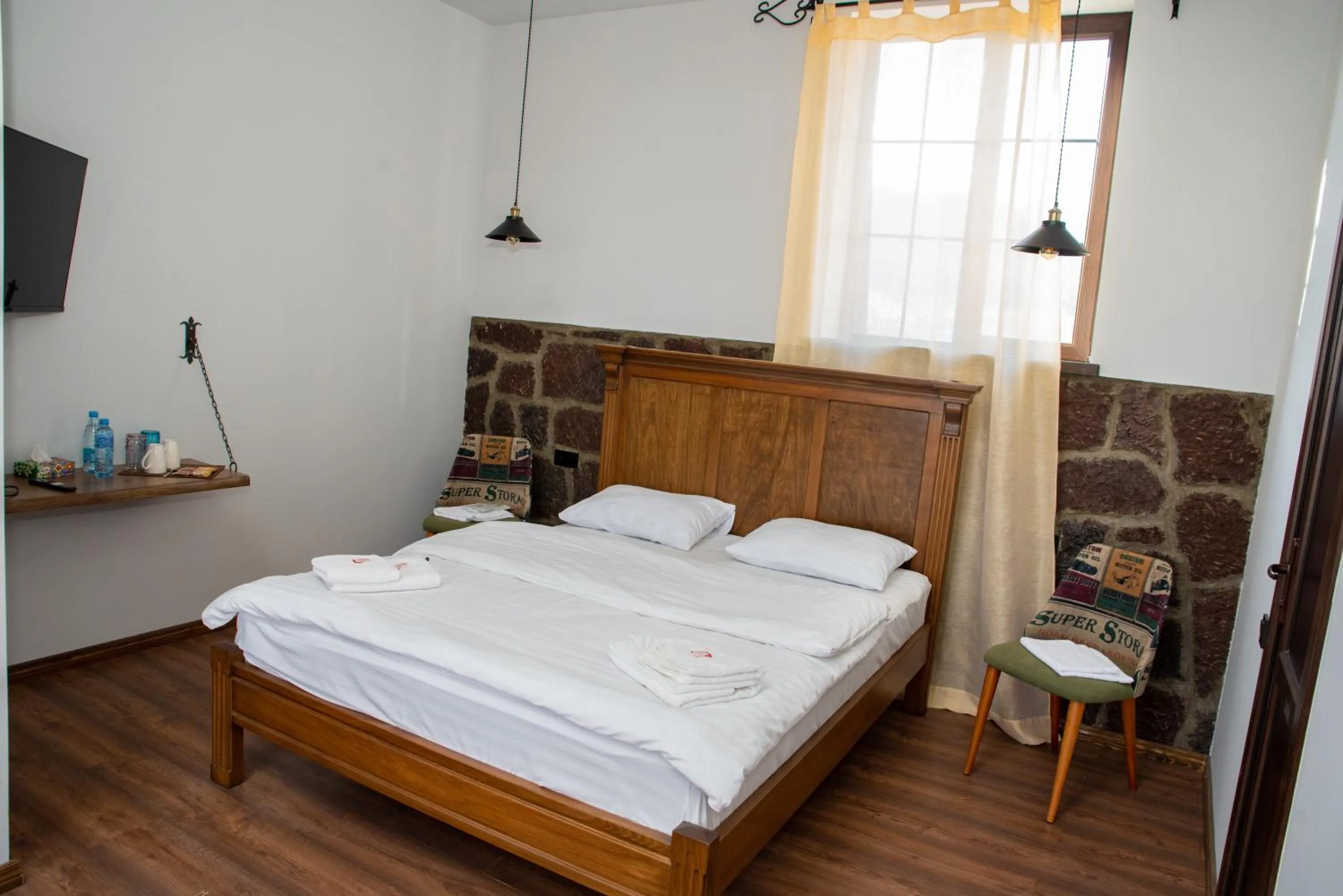 Bed in Khoreayi Dzor