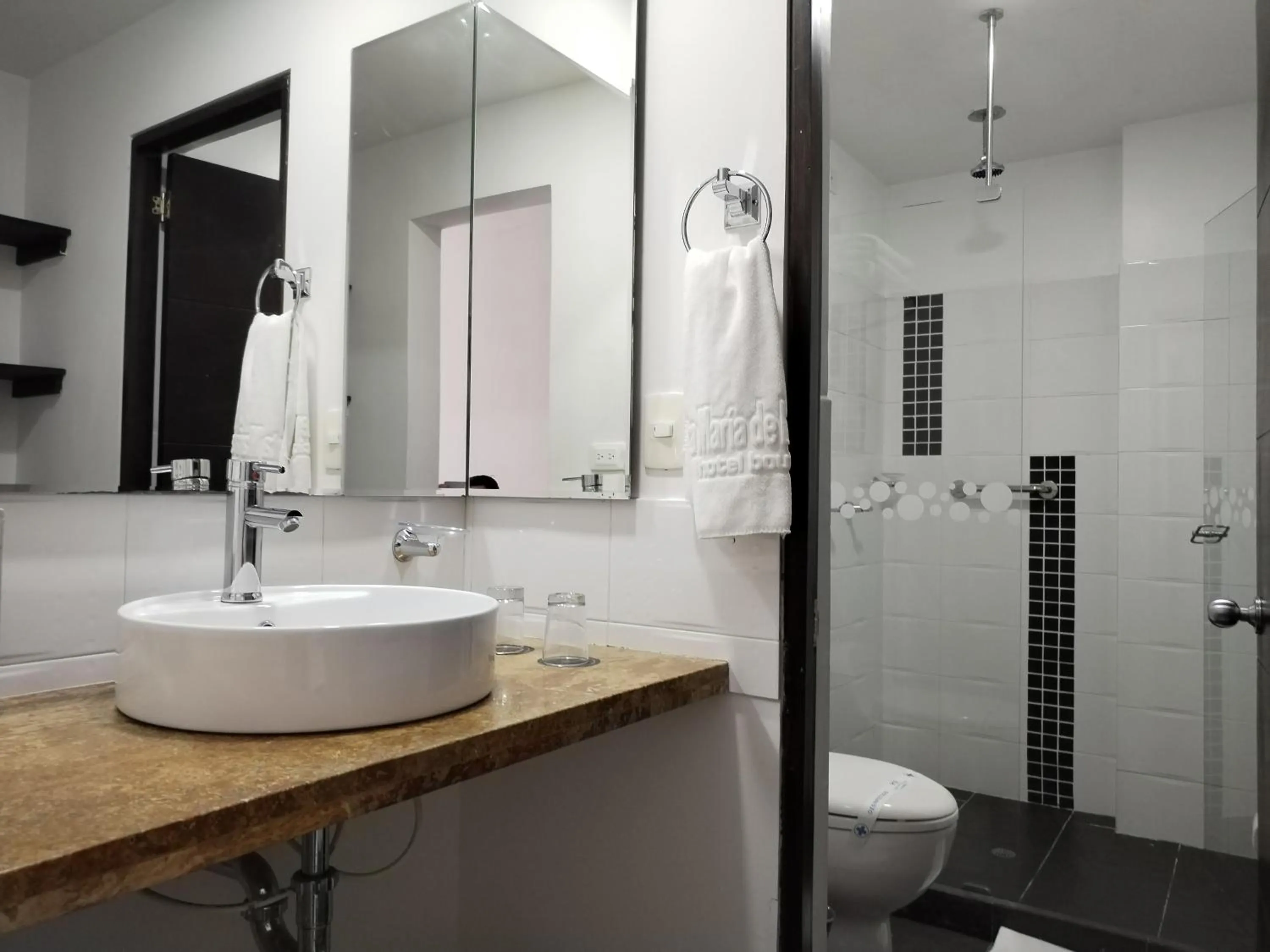 Shower in Santa Maria de Leyva hotel boutique