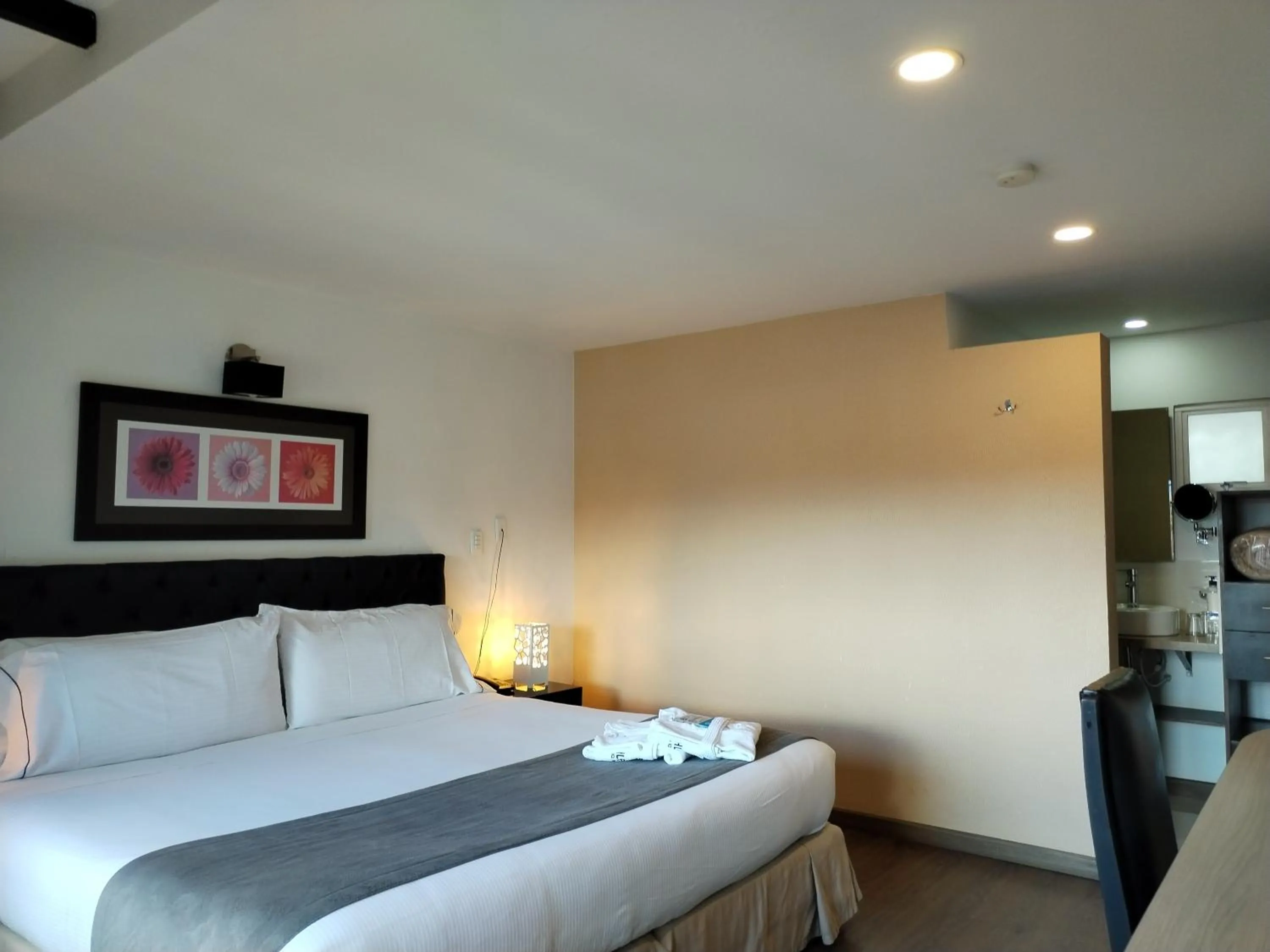 Photo of the whole room, Bed in Santa Maria de Leyva hotel boutique