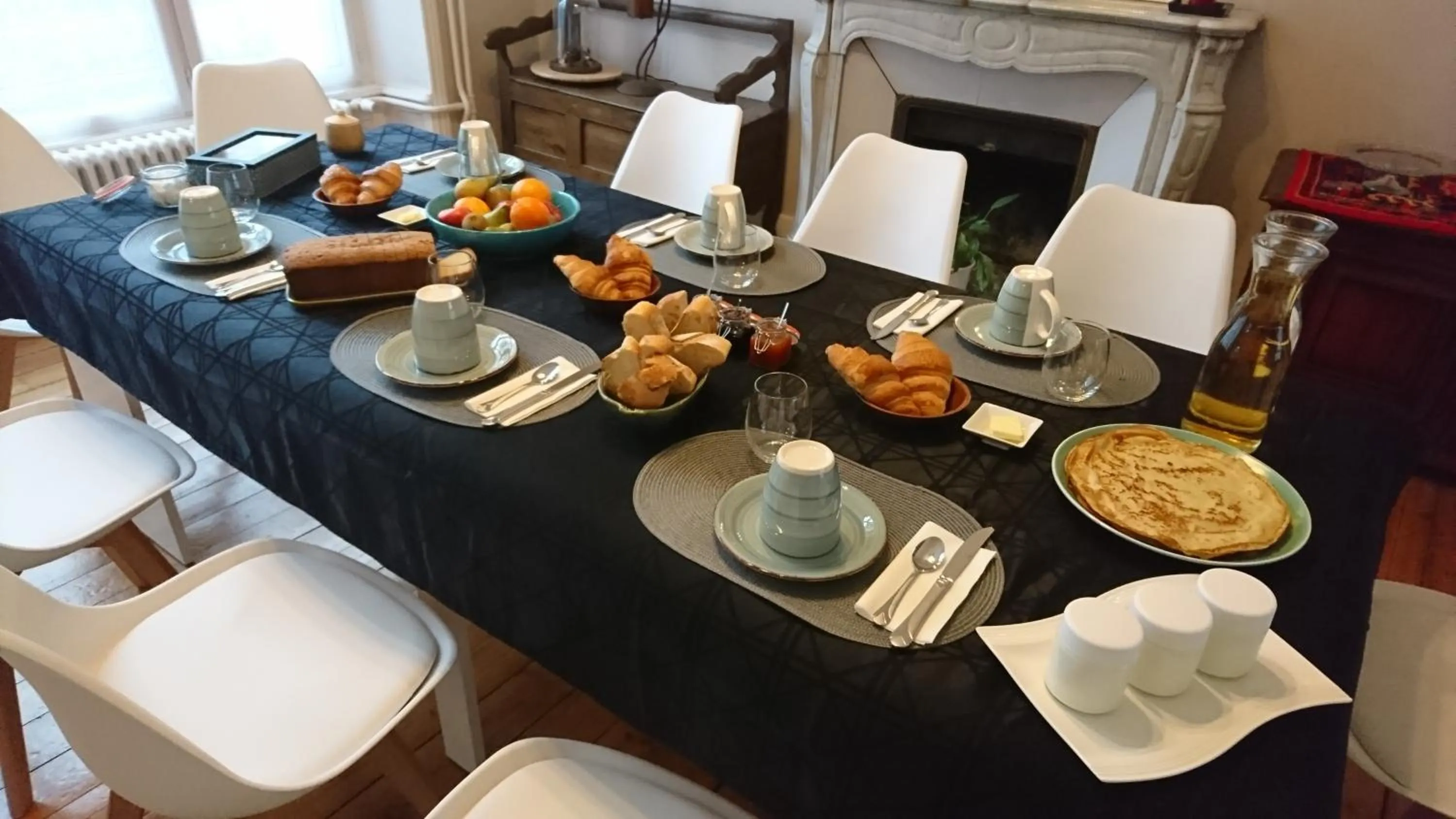 Breakfast in La Maison Serrurier - Chambres d’hôtes