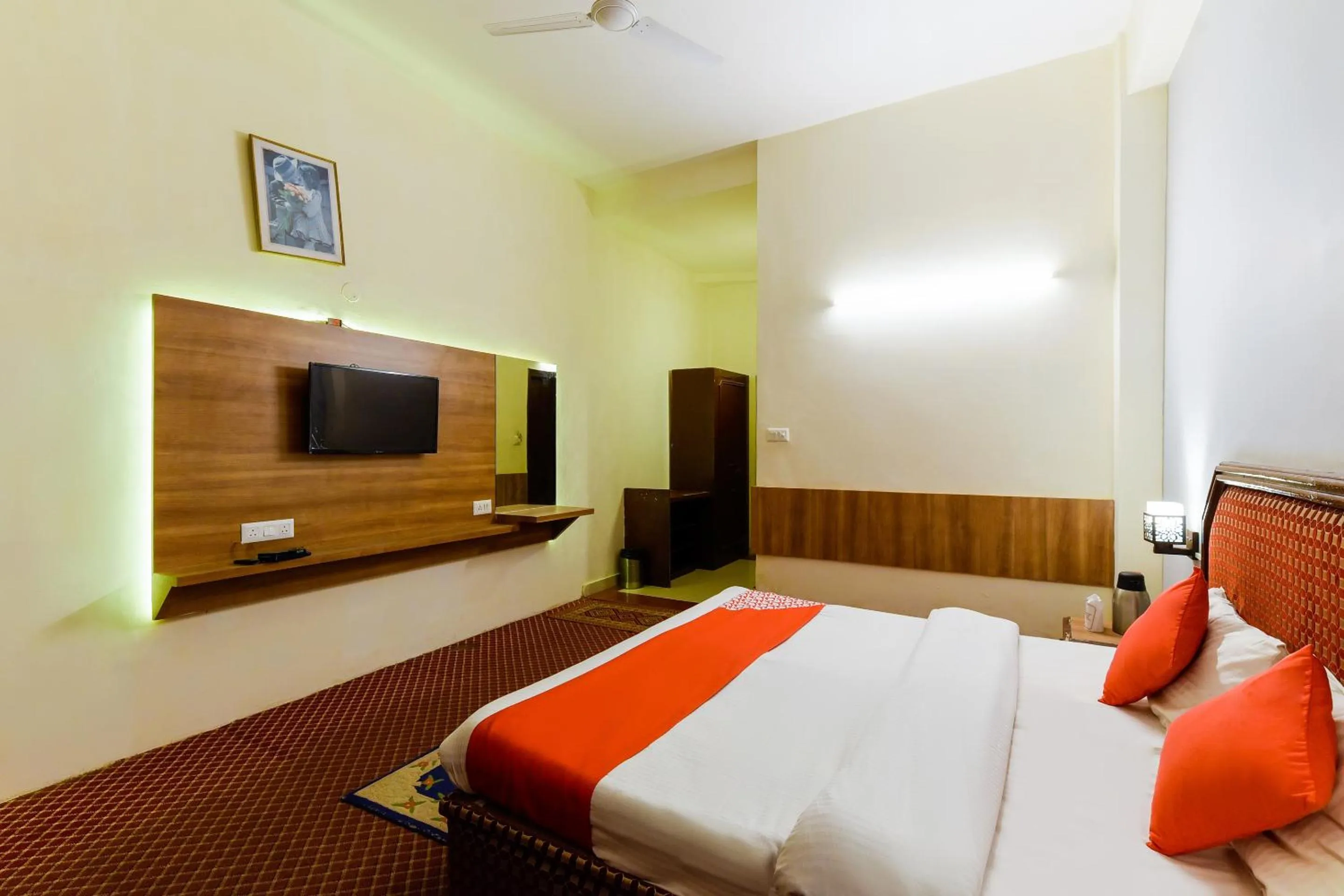 Hotel Sitara International