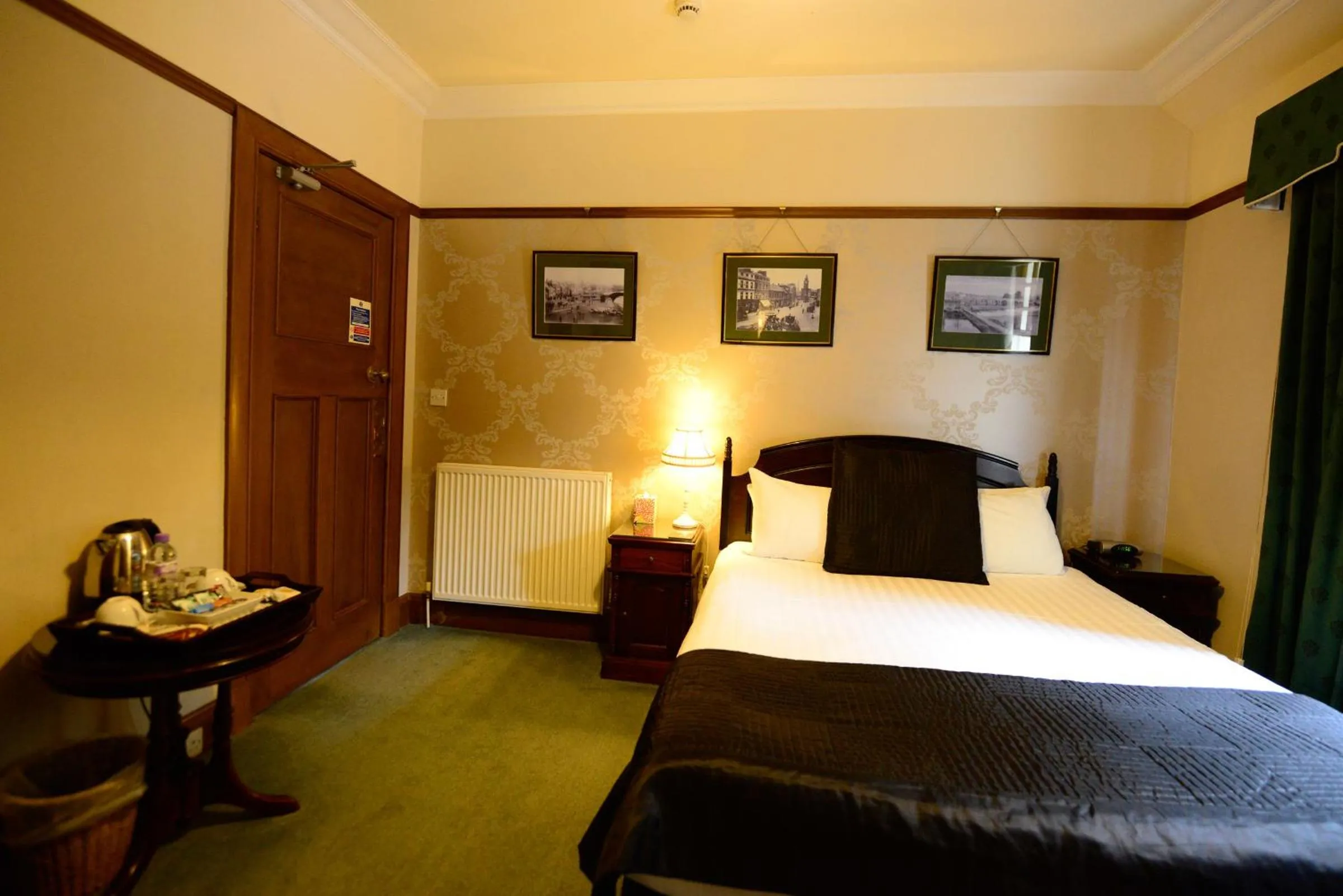 Coffee/tea facilities, Bed in Rivendell