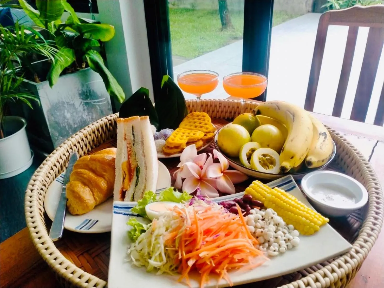 Breakfast in Amadha Villas Retreat 