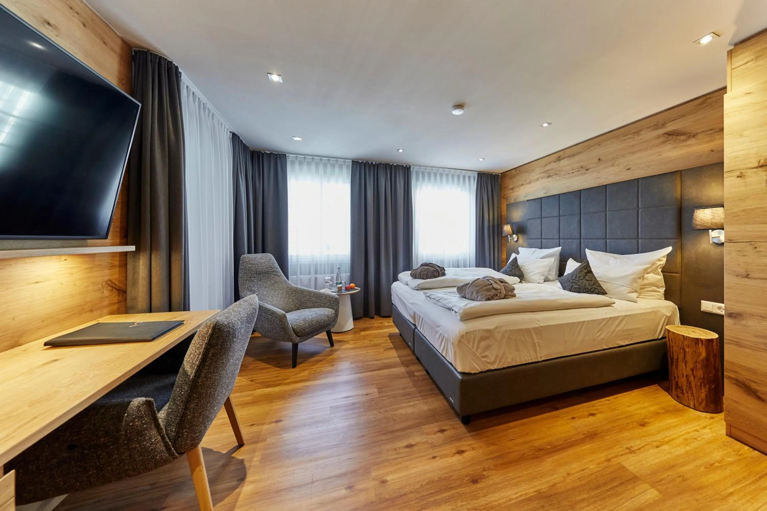 Bedroom, Bed in Die Reichsstadt - Hotel Spa und Restaurant