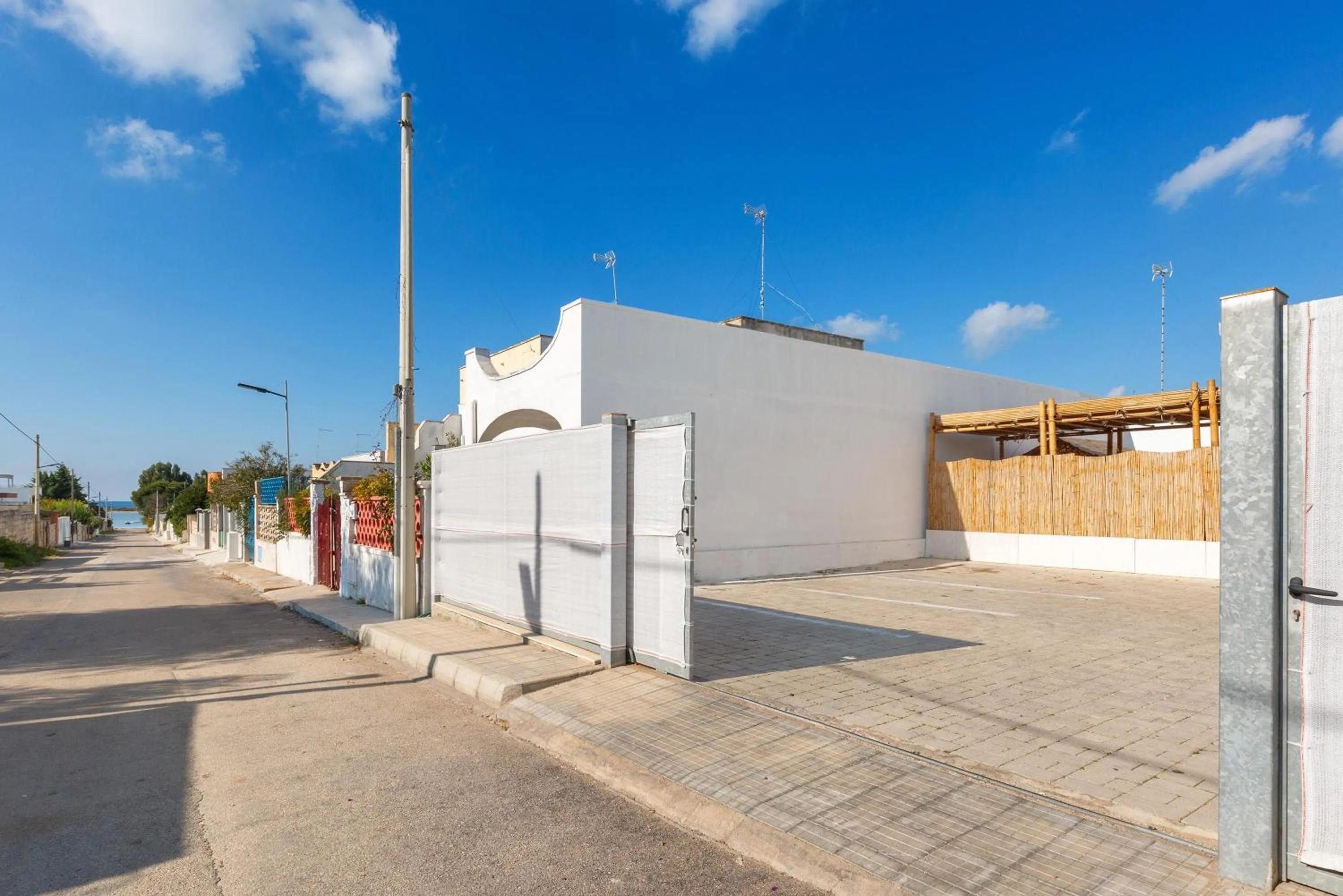 Property building in B&B Dreams and Delights