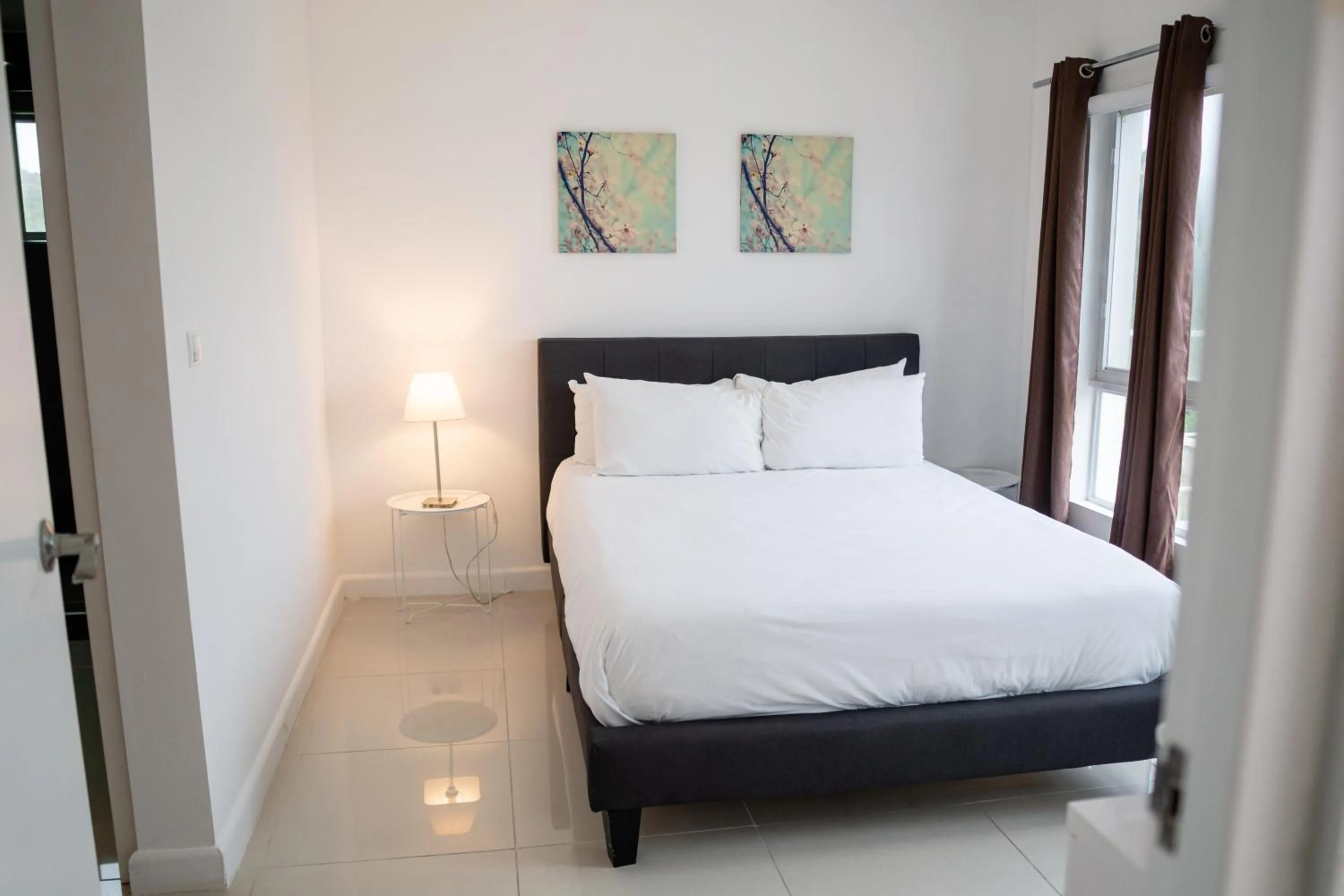 Bed in Piscadera Harbour Village