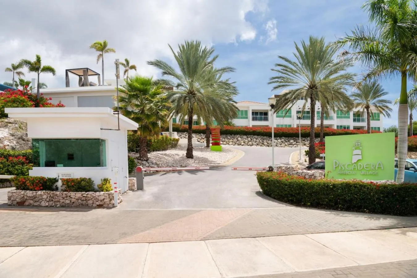 Piscadera Harbour Village