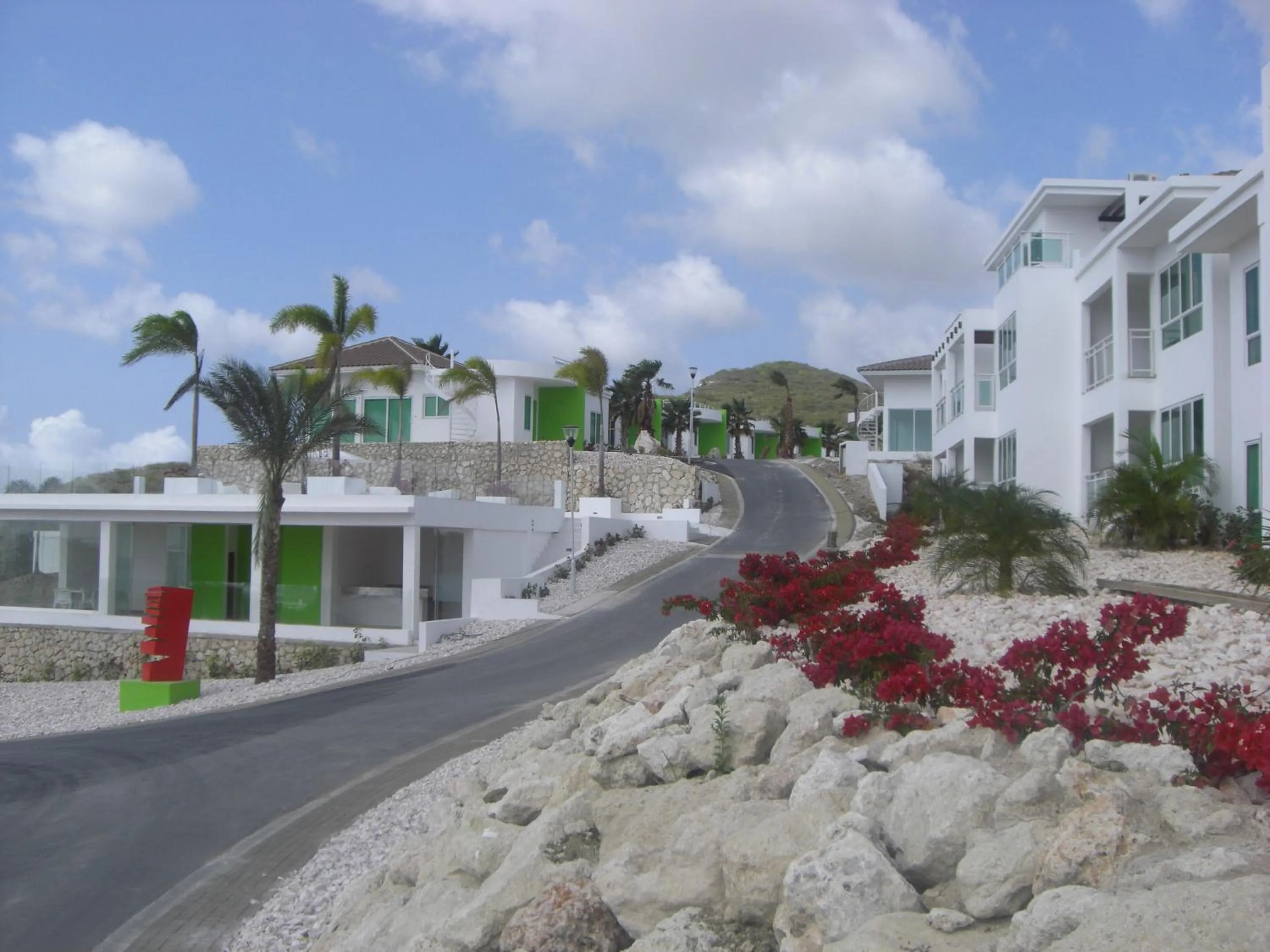 Property building in Piscadera Harbour Village