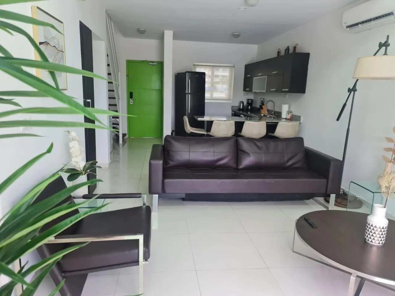 Piscadera Harbour Village