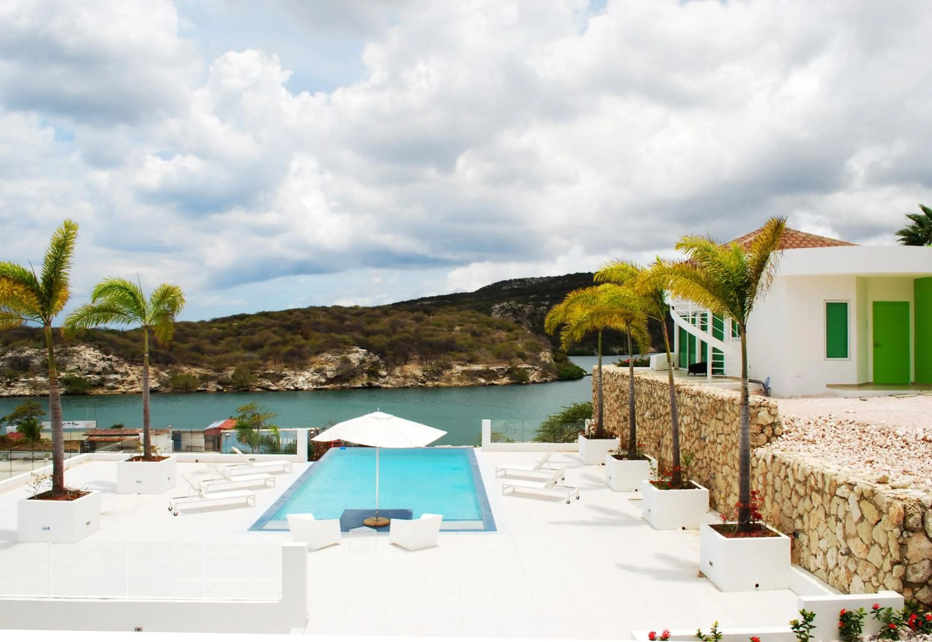 Facade/entrance in Piscadera Harbour Village