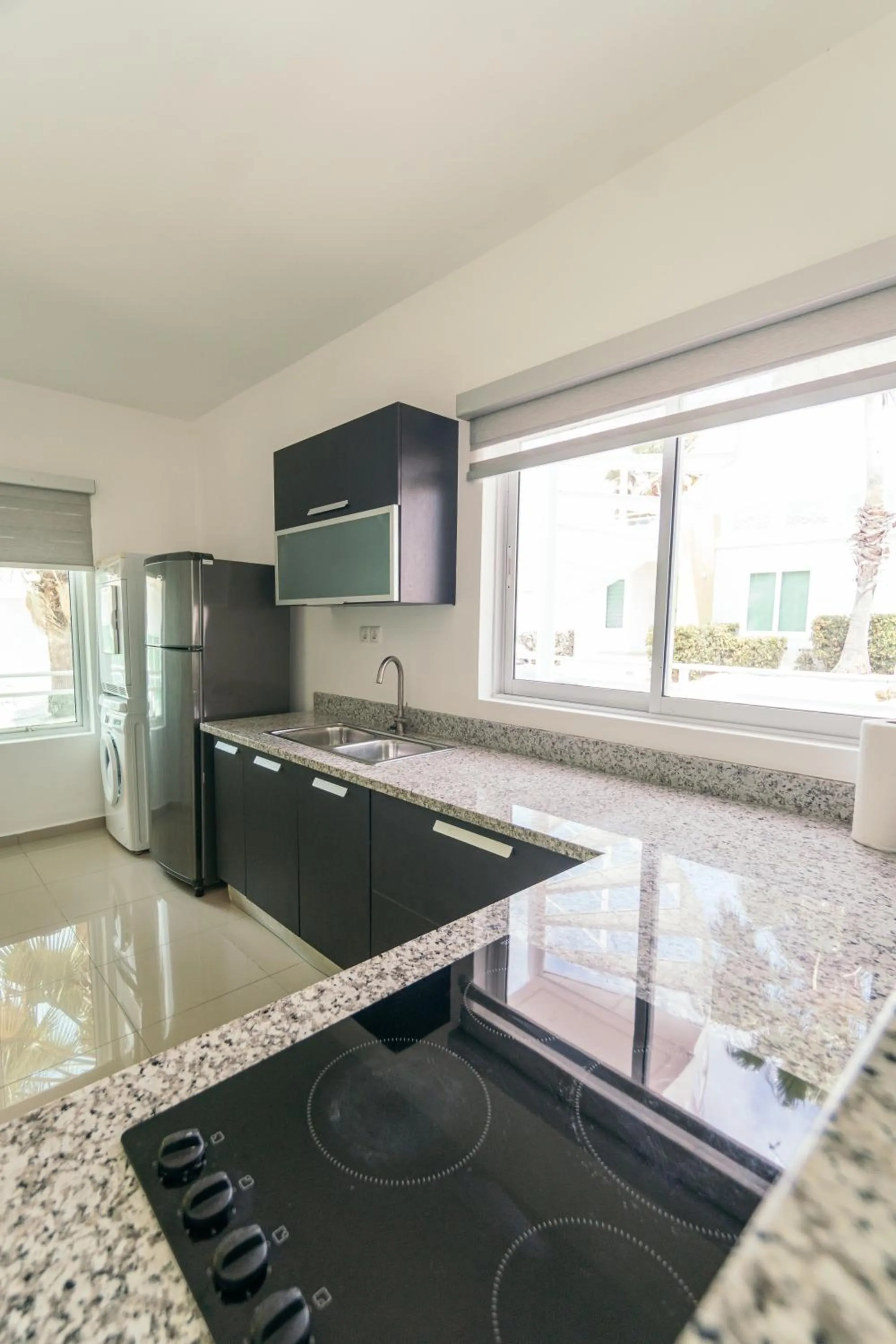 Kitchen or kitchenette in Piscadera Harbour Village