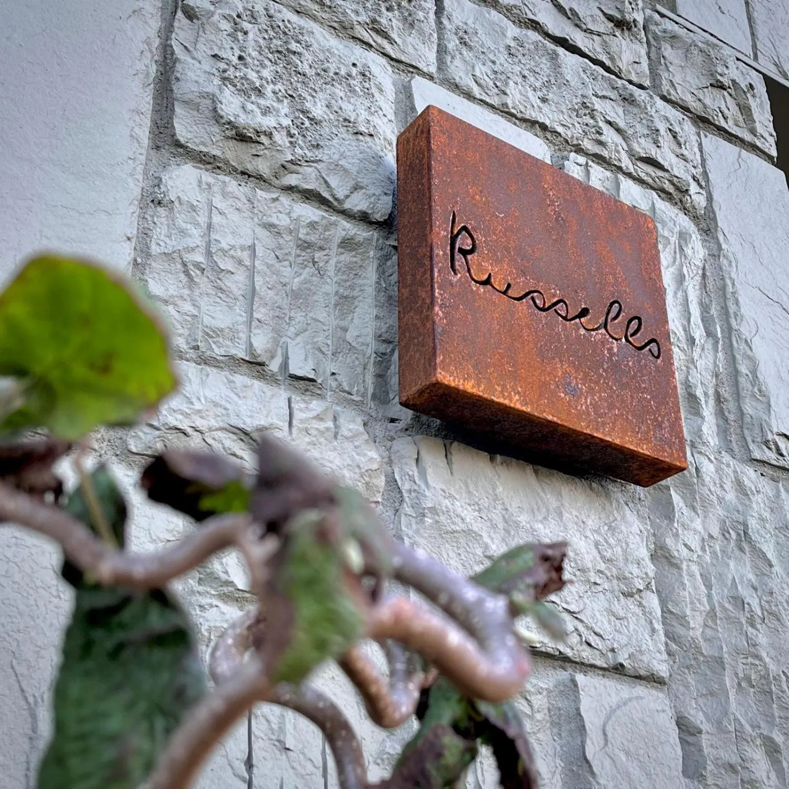 Restaurant/places to eat in Fiddle + Bow Hotel