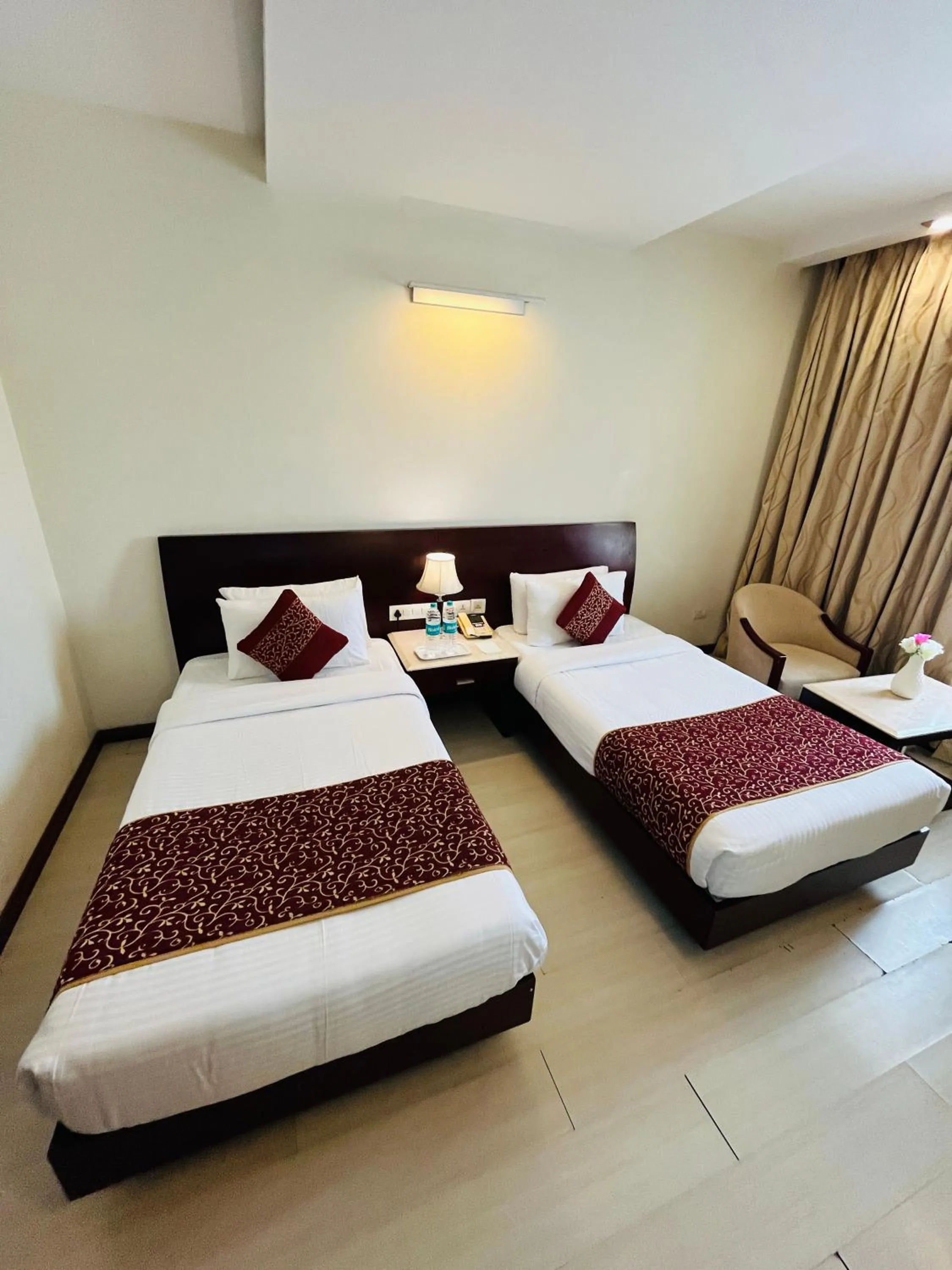 Bedroom in Hotel Abhimaani Vasathi, Rajajinagar